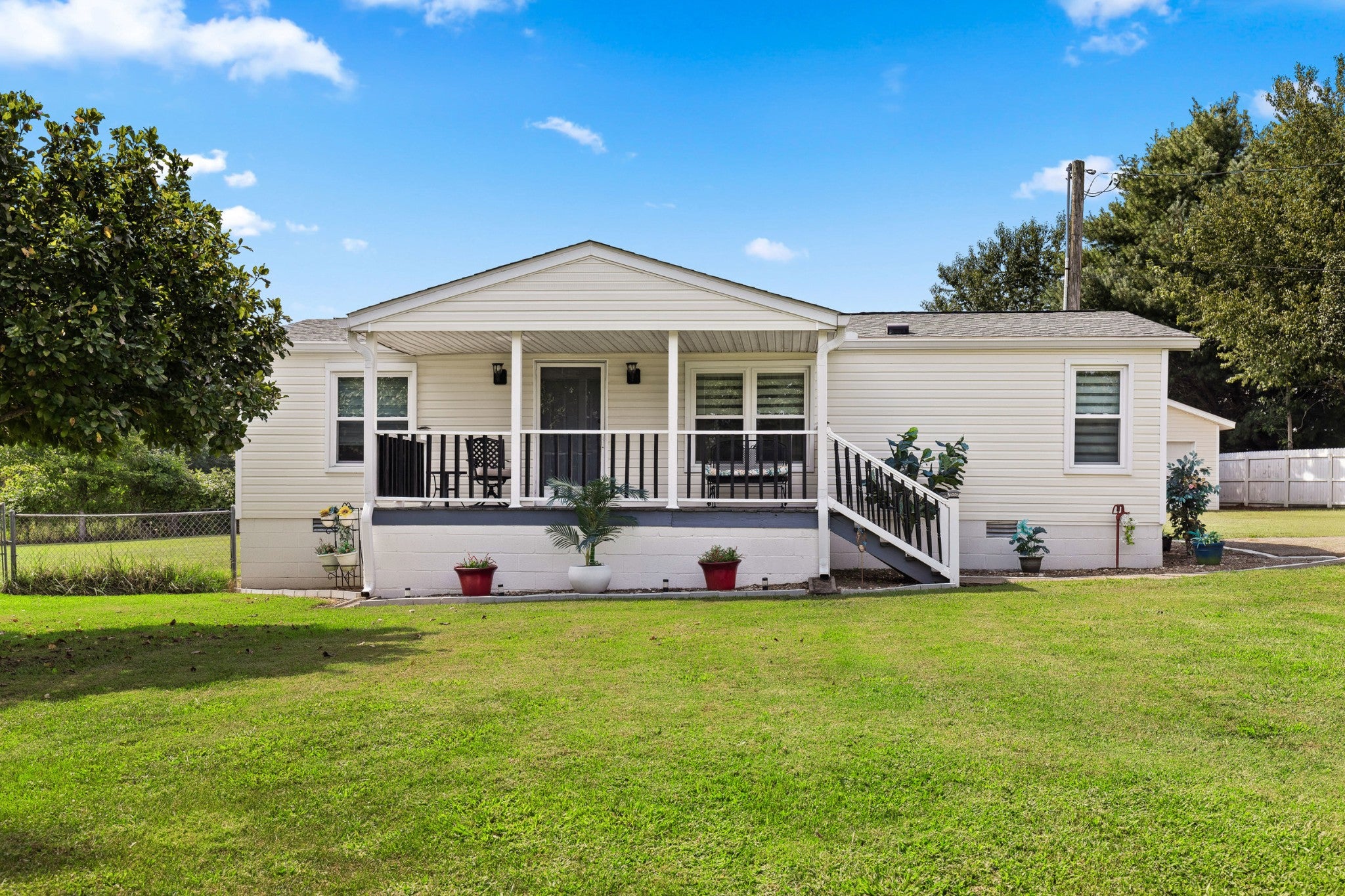 4076 Blake Ln