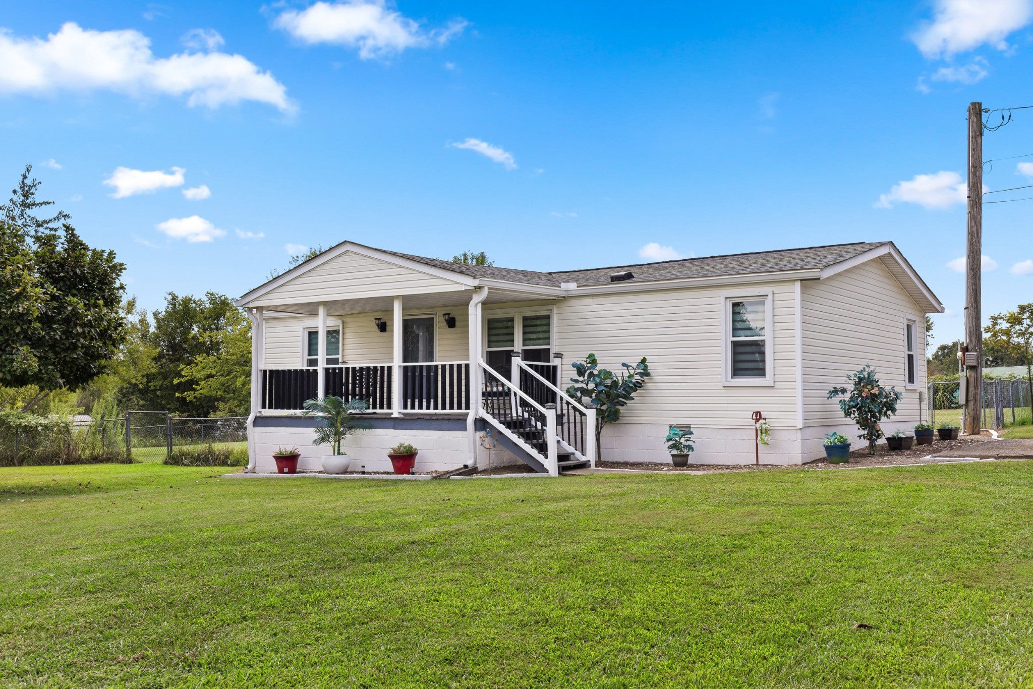 4076 Blake Ln