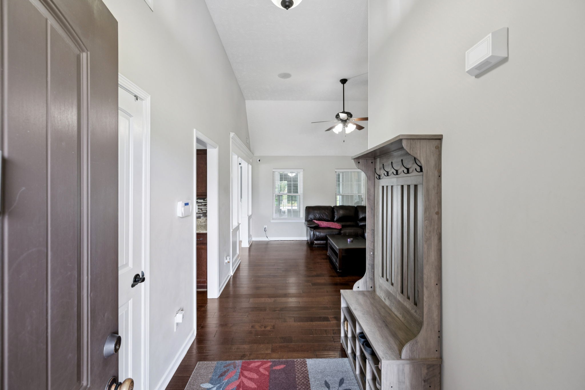 2605 Decatur Ln