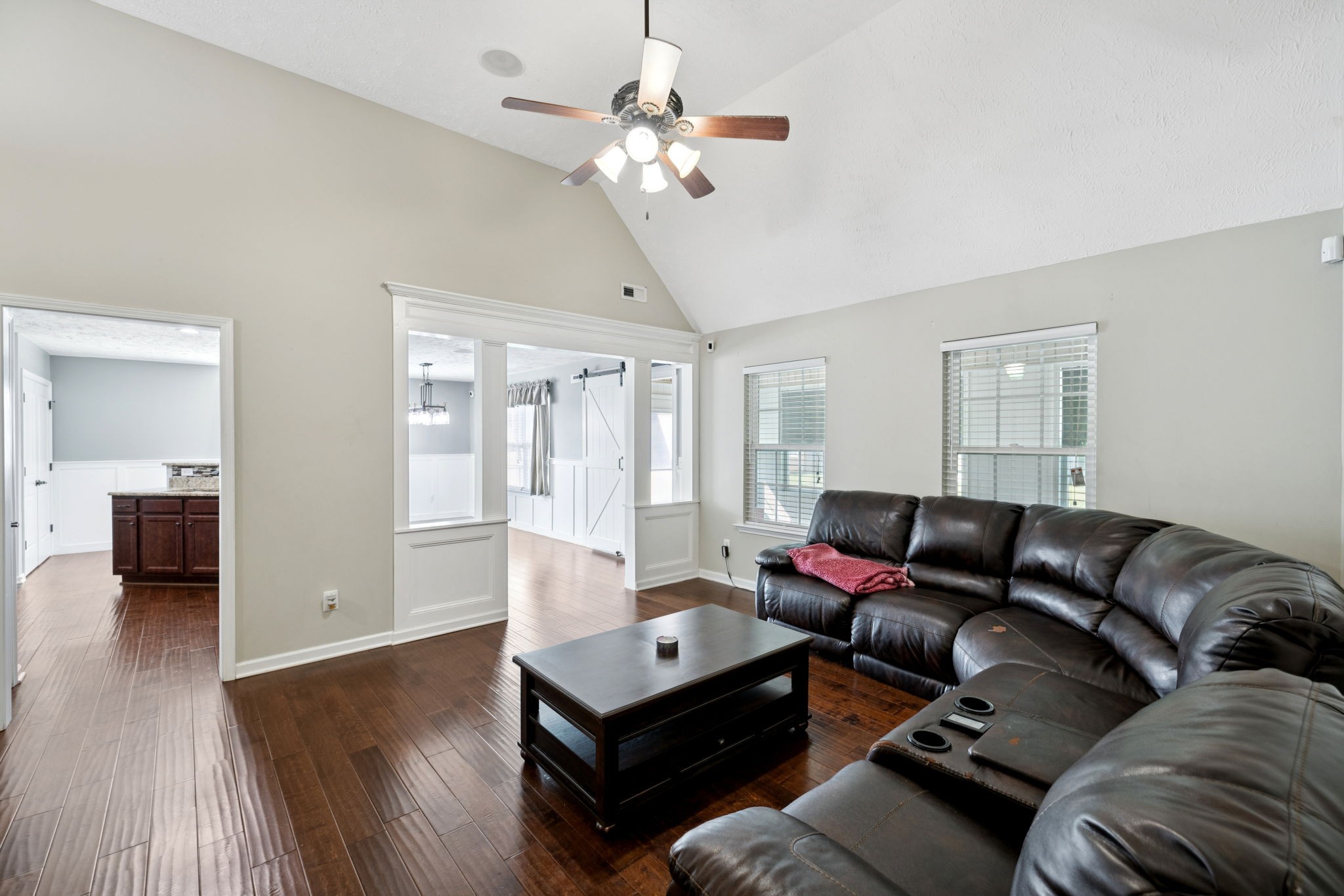 2605 Decatur Ln