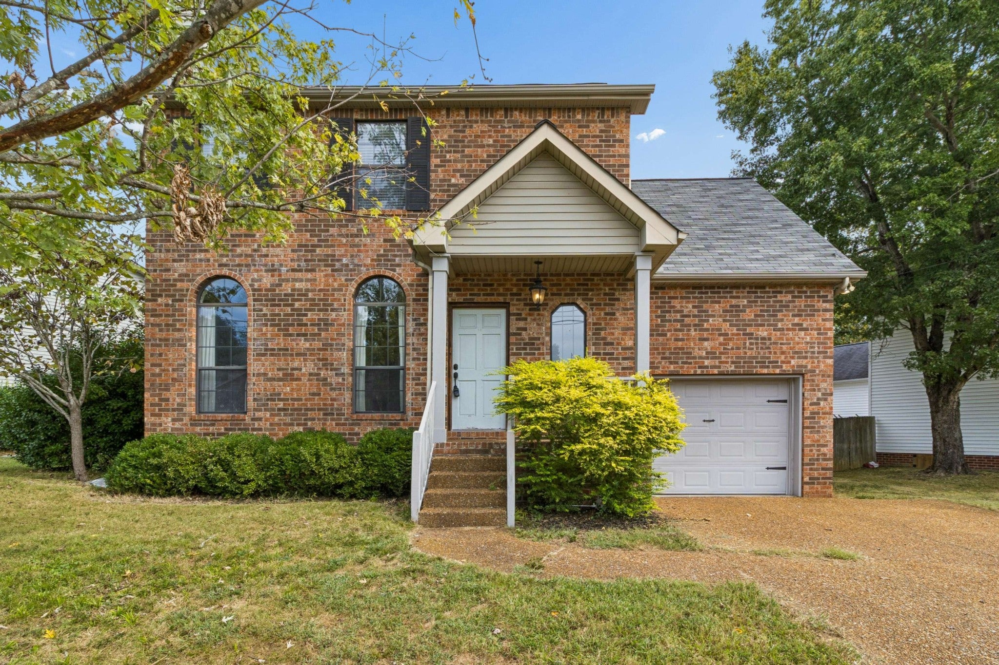 3-bed home for rent in Nashville, TN 37221, 7729 Poplar Ridge Dr 7729 Poplar Ridge Dr, Nashville TN 37221 3-bed home, photo 2 of 41