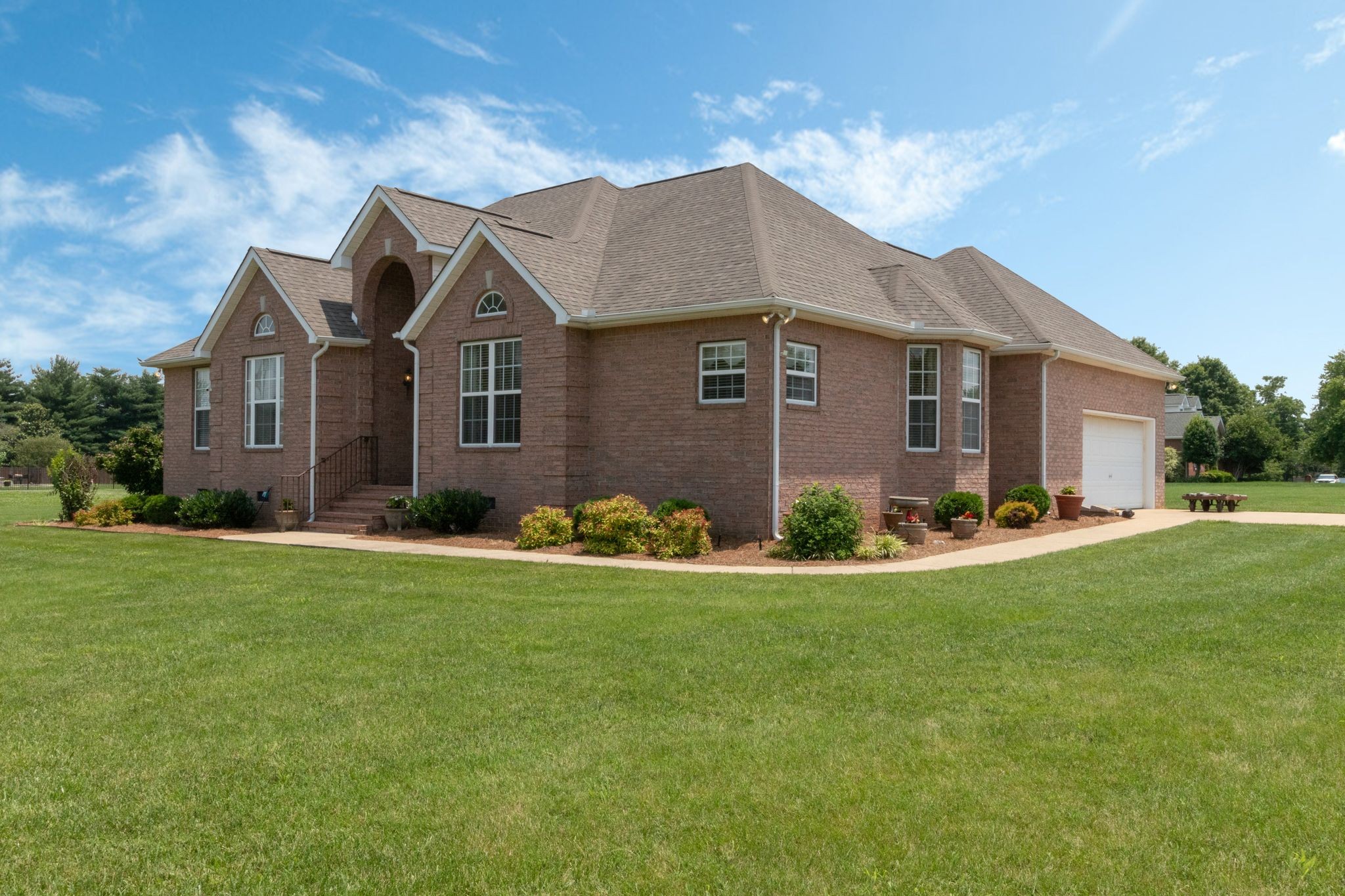 123 River Downs Blvd