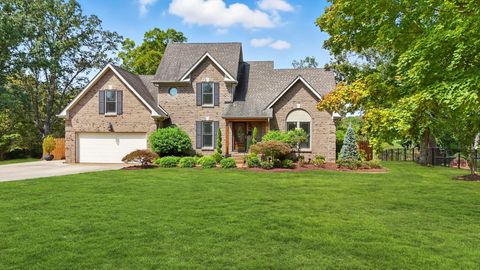 213 McCreary Hts Dickson TN 37055