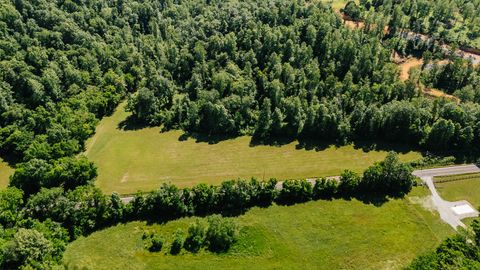 1019 Weakley Creek Rd Lawrenceburg TN 38464