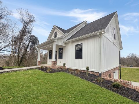 200 Hood St Dover TN 37058