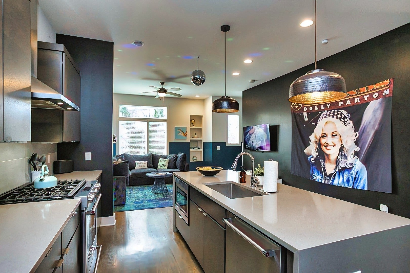 4-bed condo for sale in Nashville, TN 37209, 615 26th Ave N 615 26th Ave N, Nashville TN 37209 4-bed condo, photo 3 of 57