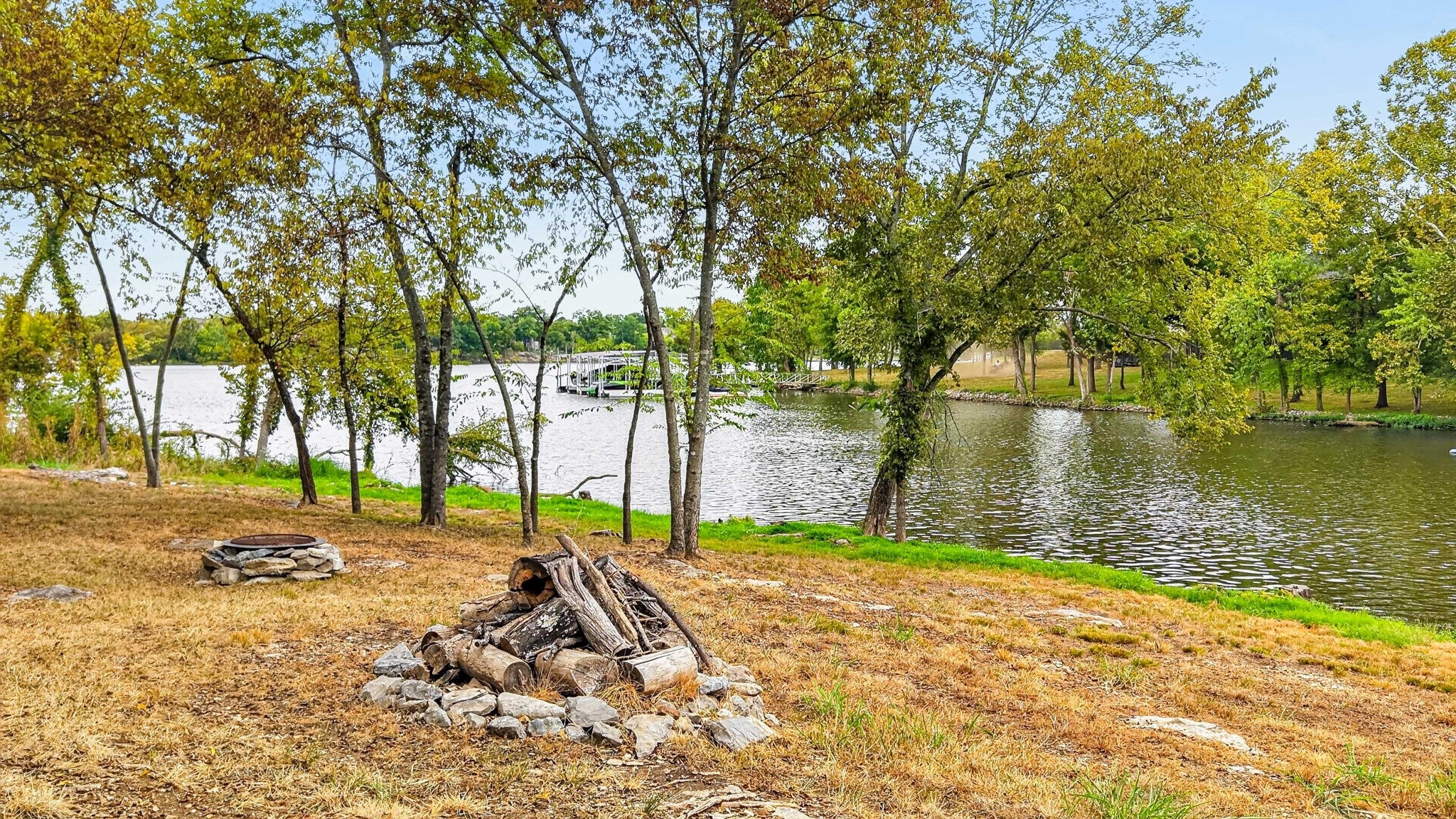1024 Club View Dr