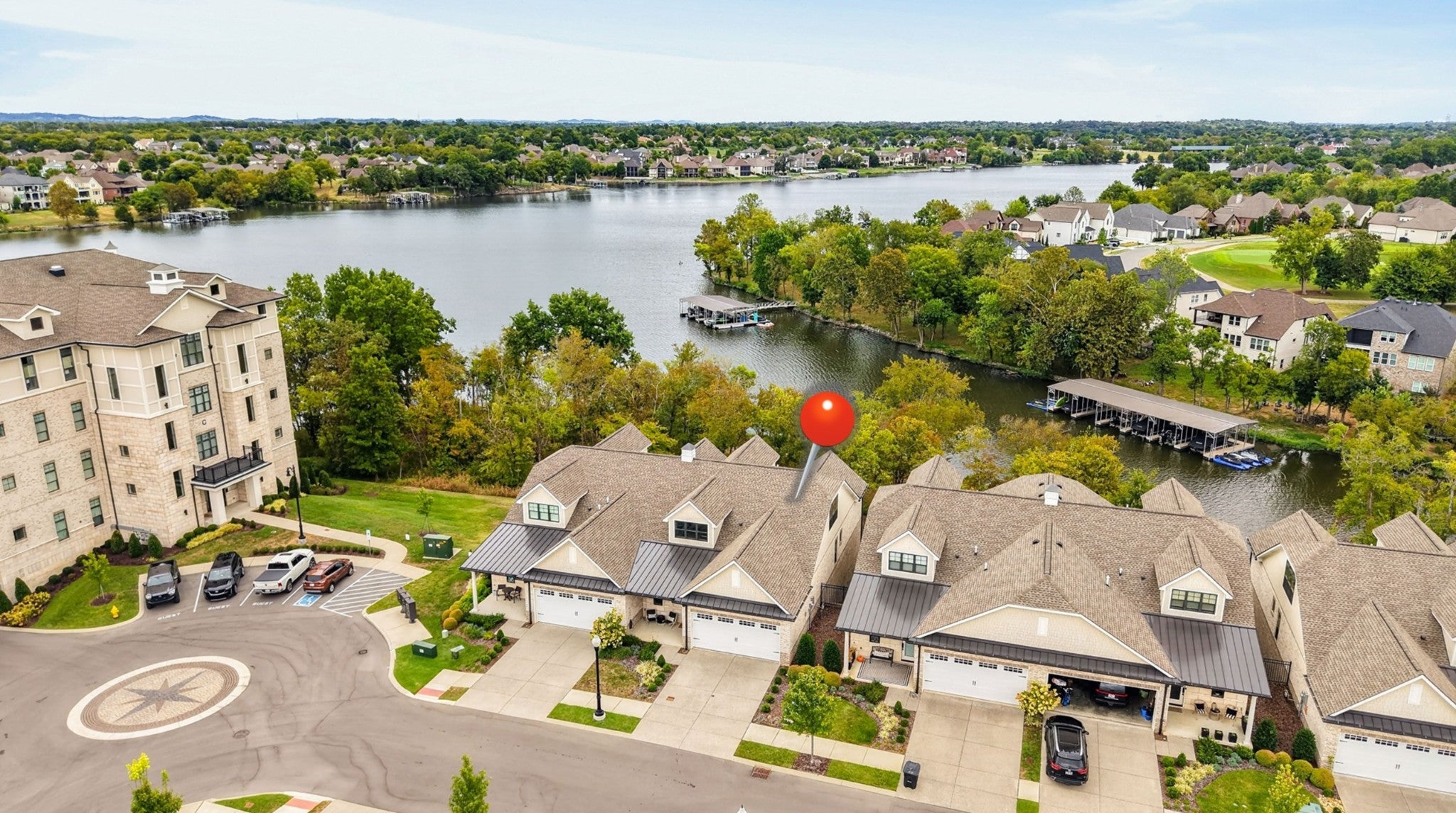 1024 Club View Dr