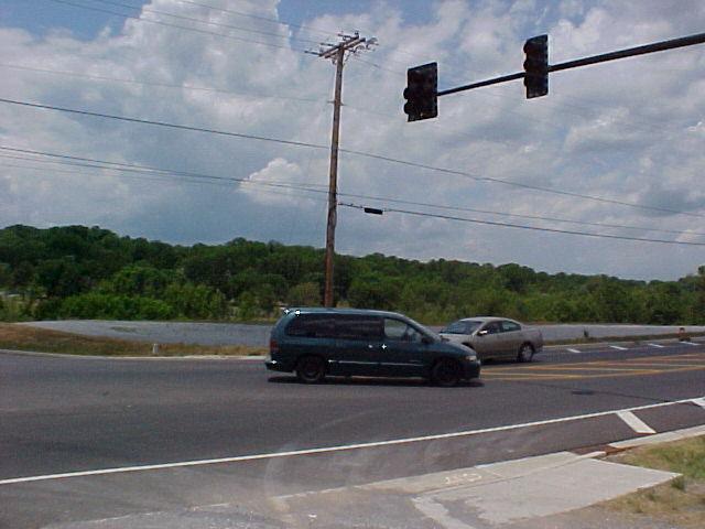 1003 CENTER POINT RD
