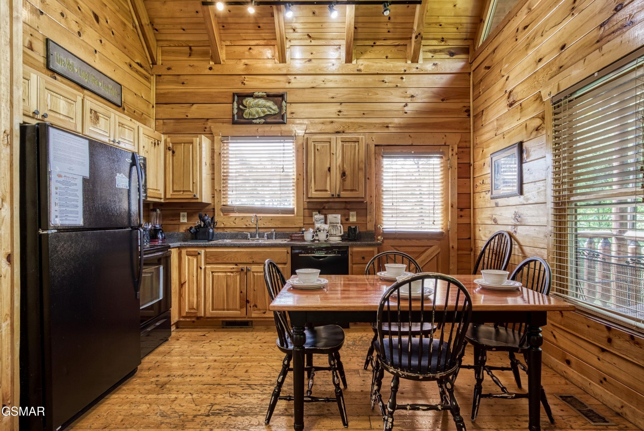 2251 Upper Middle Creek Road 4