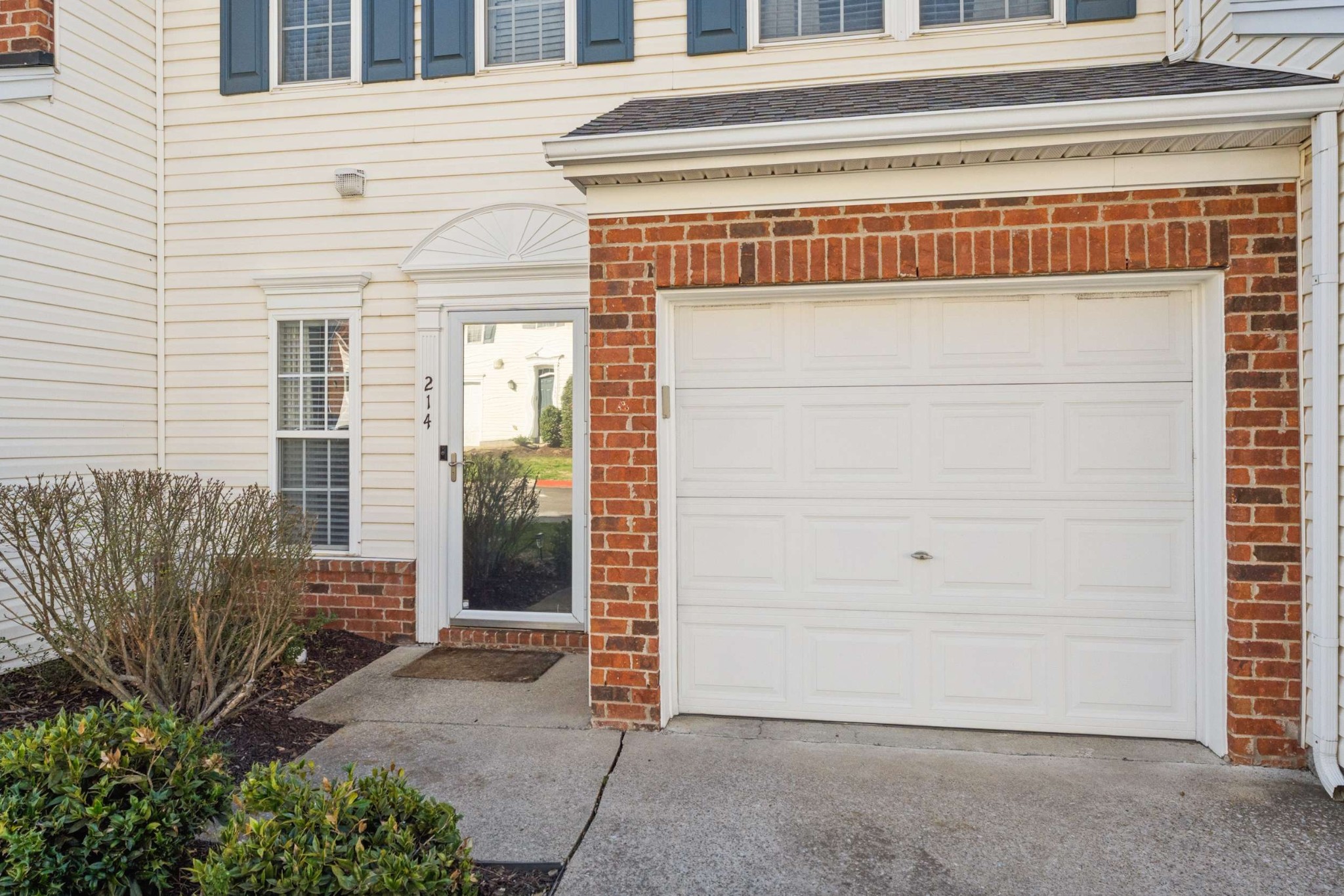 7277 Charlotte Pike 214