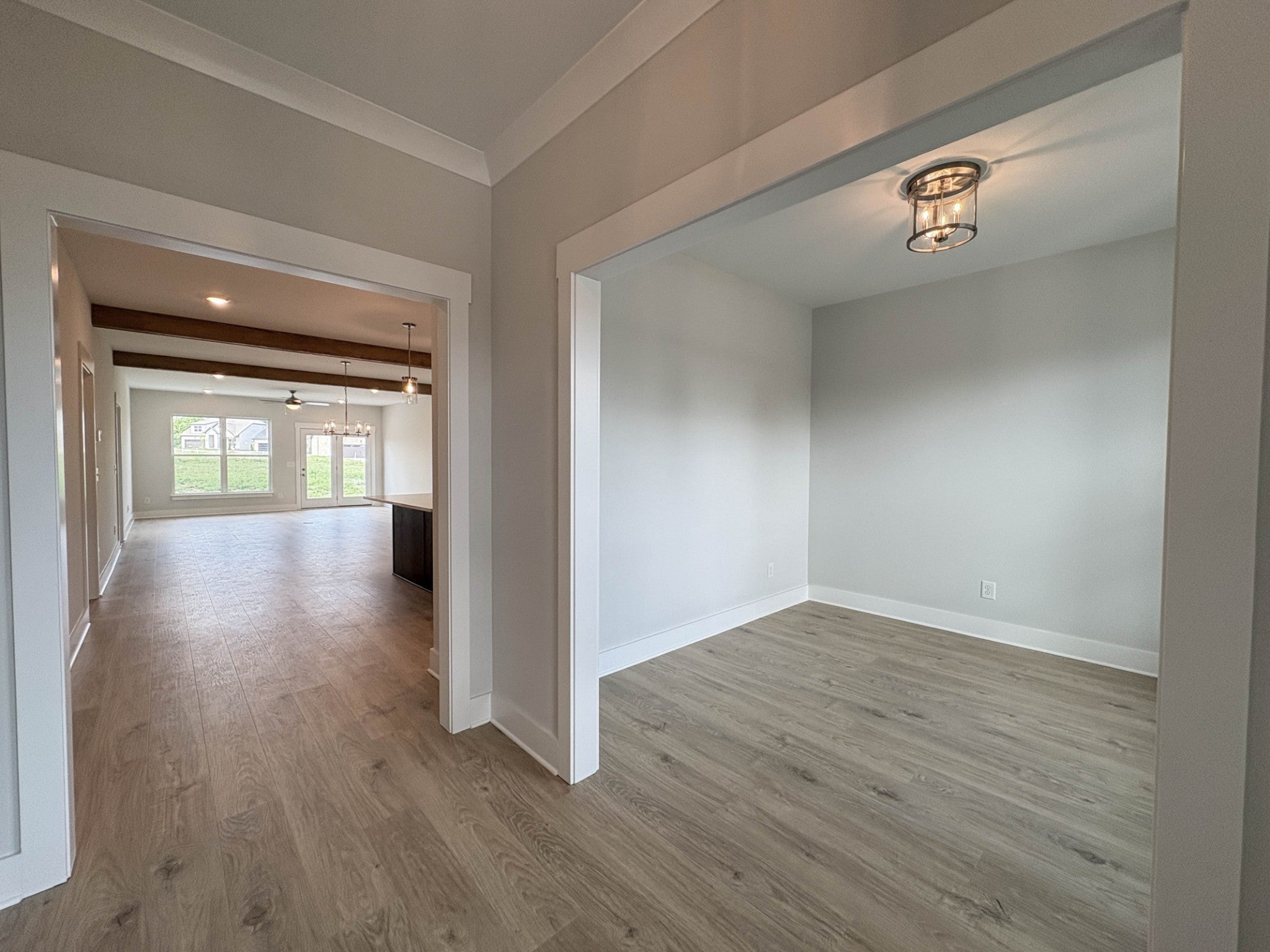 112 Sable East St
