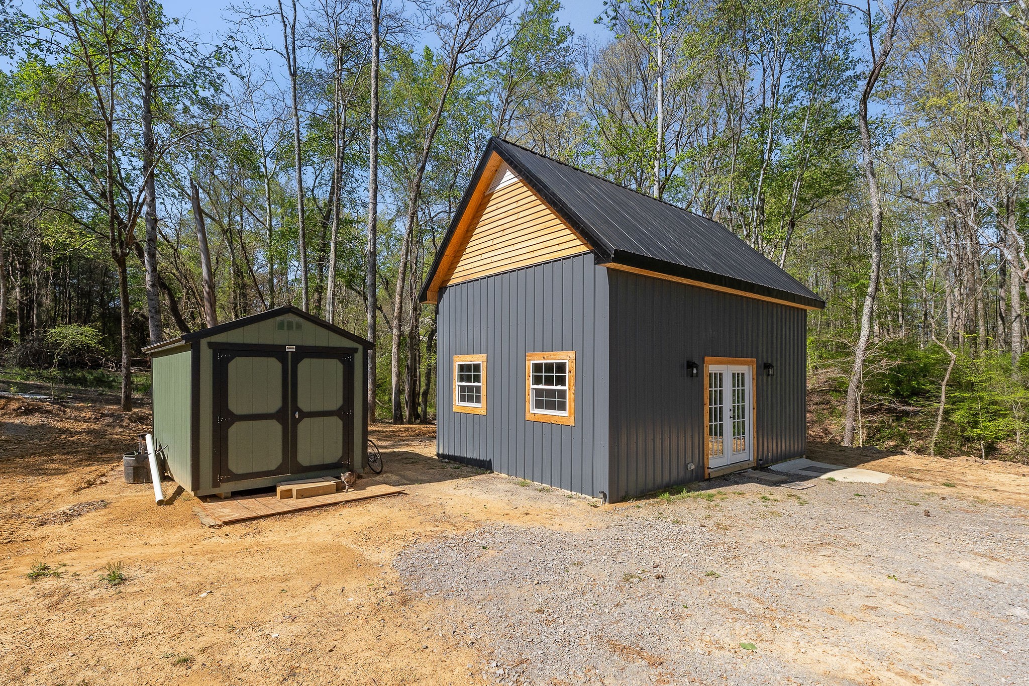 Listing image 2