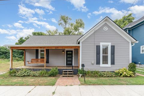 106 E 9th St Columbia TN 38401