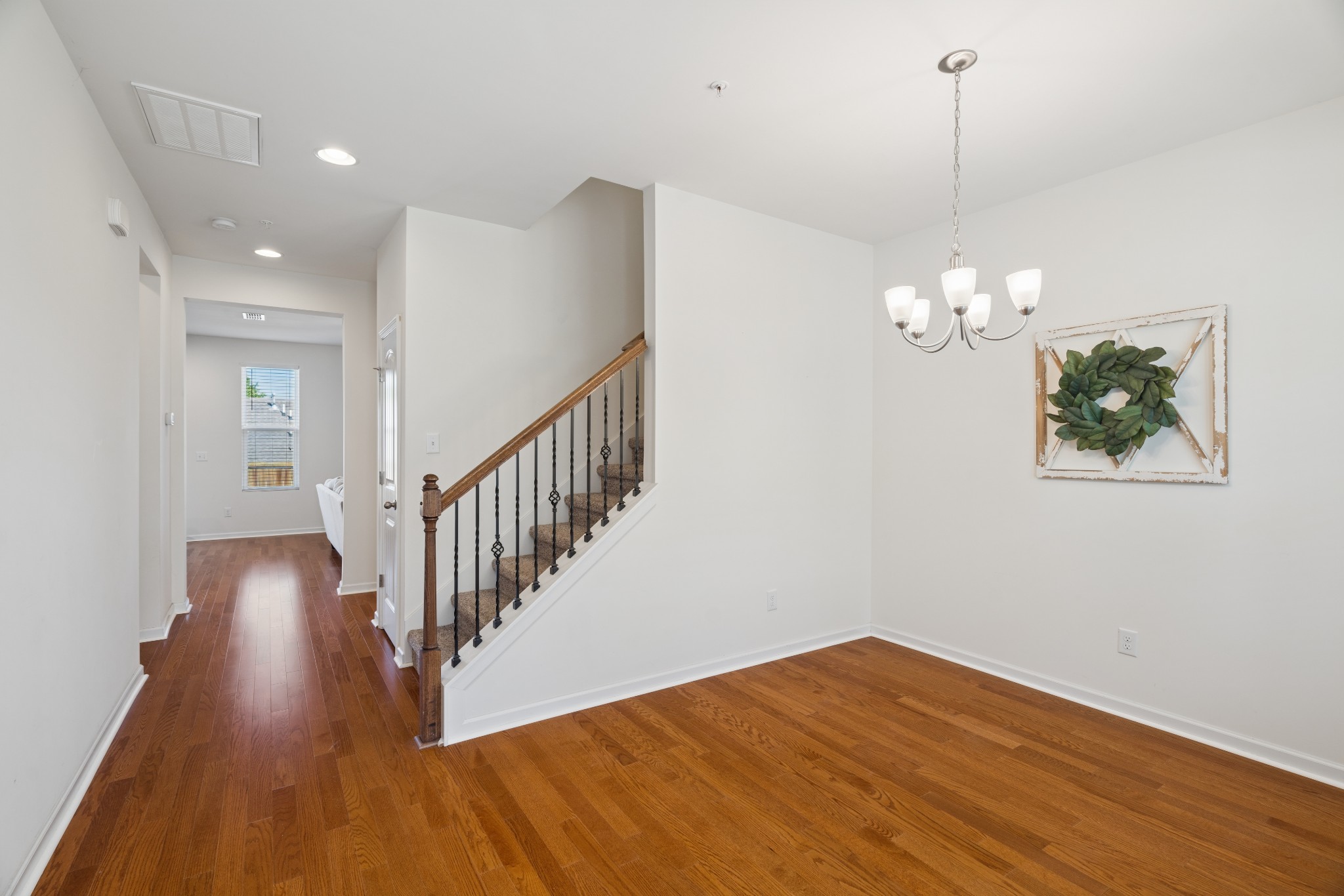 219 Esker Dr