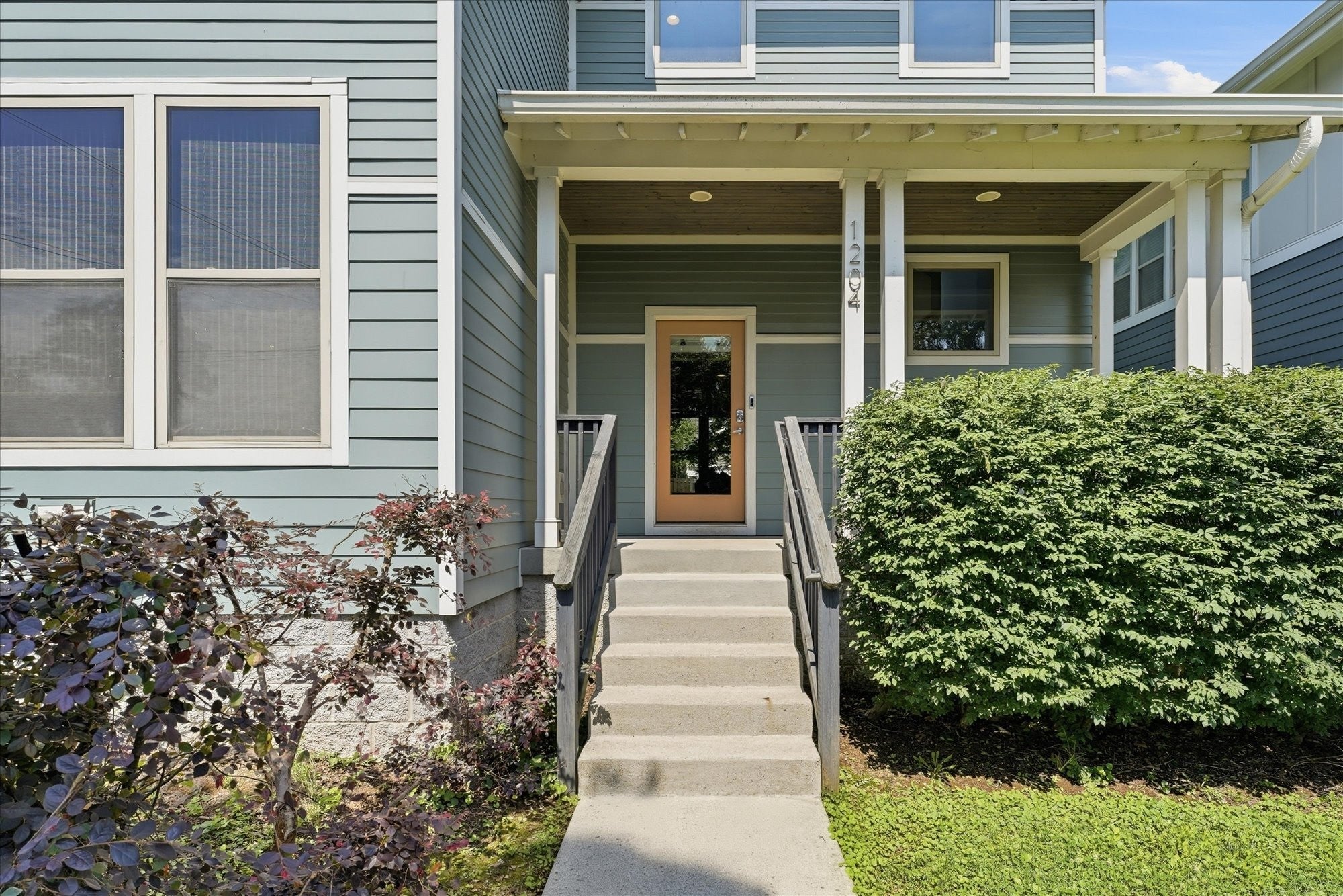4-bed home for sale in Nashville, TN 37207, 1204 N 8th St 1204 N 8th St, Nashville TN 37207 4-bed home, photo 4 of 30