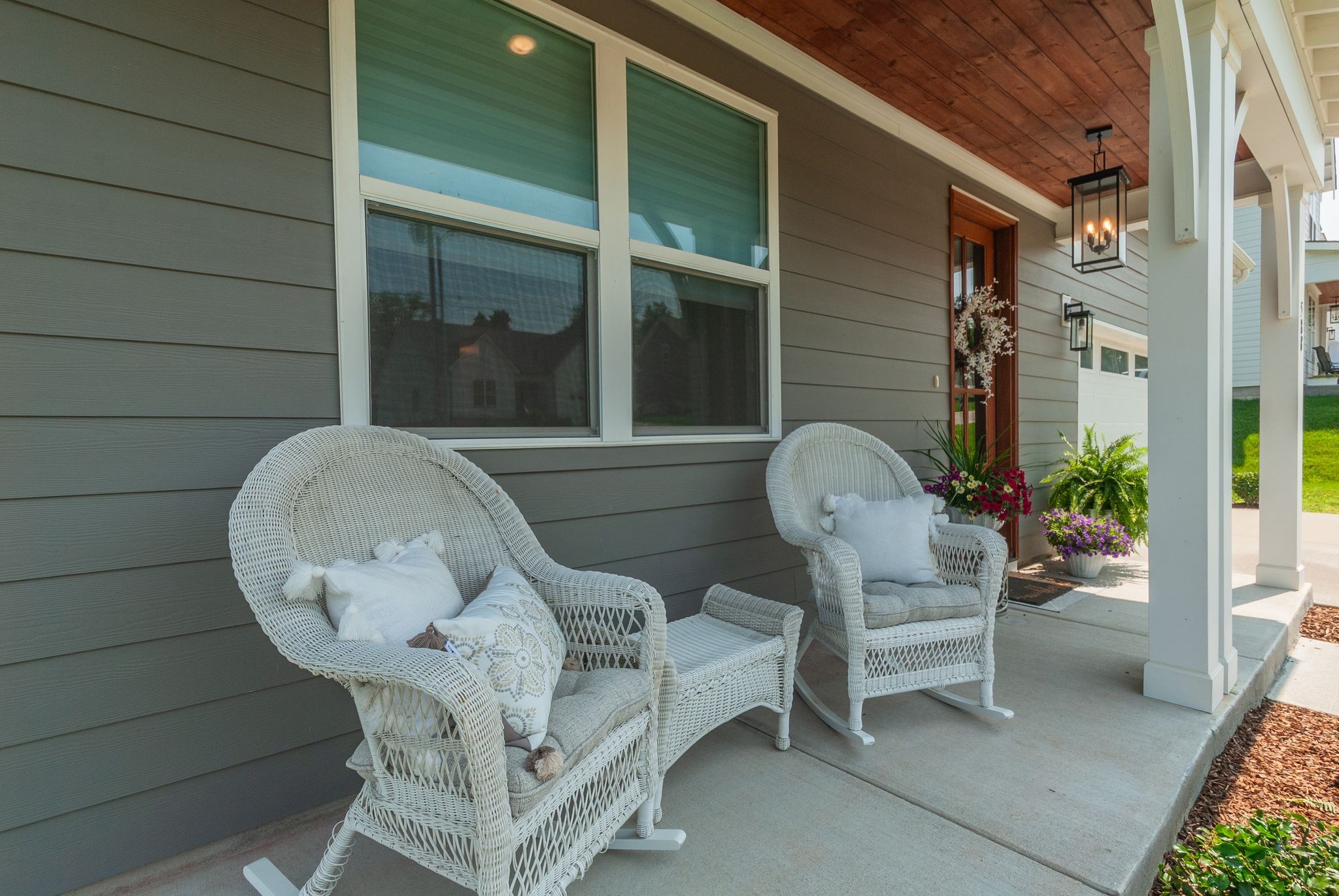 588 Davis Valley Dr