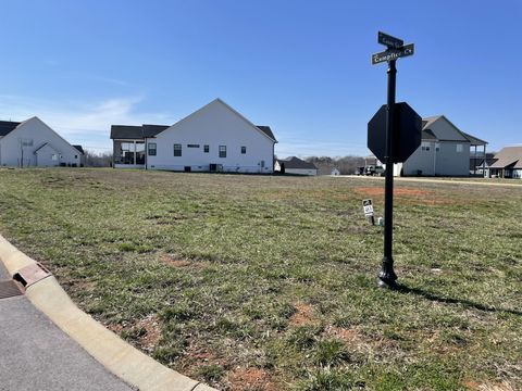 1 Campfire Ct Winchester TN 37398