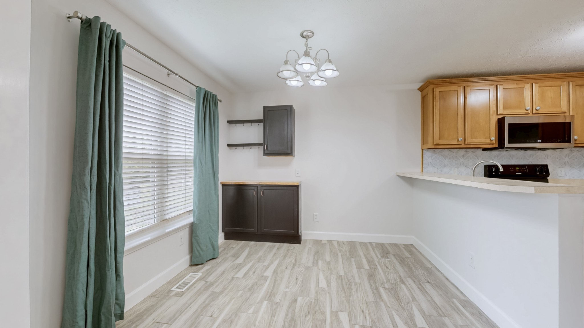 4635 Benders Ferry Rd