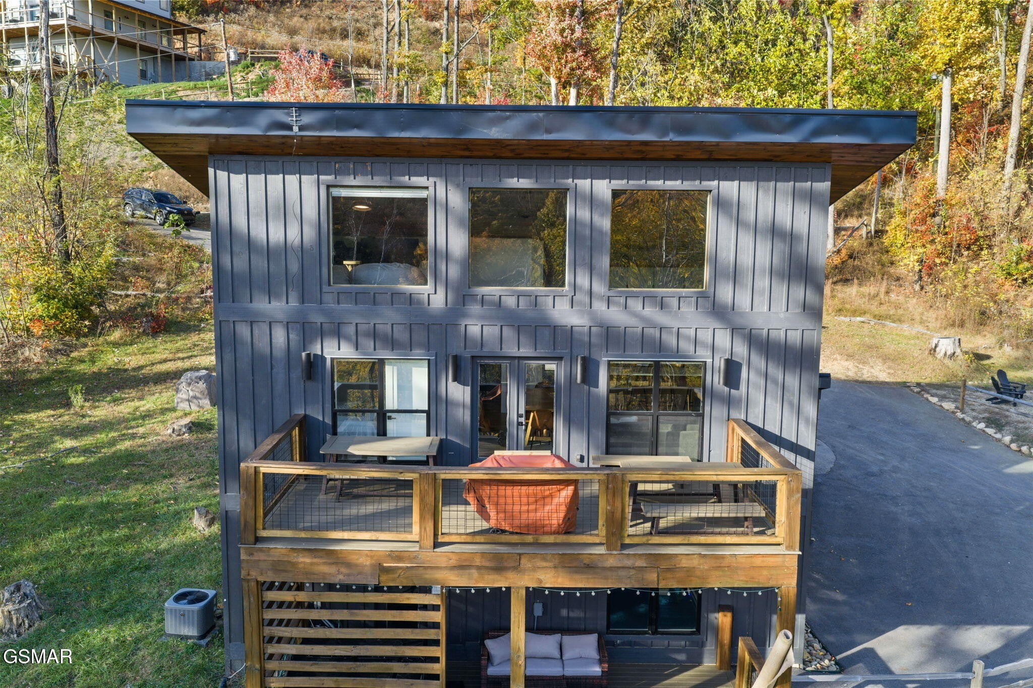 2216 Headrick Lead