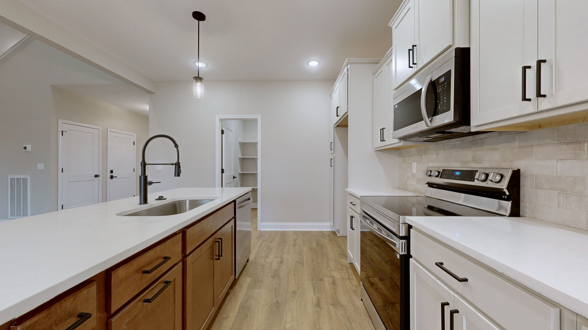 1417 Rooster Ridge Rd