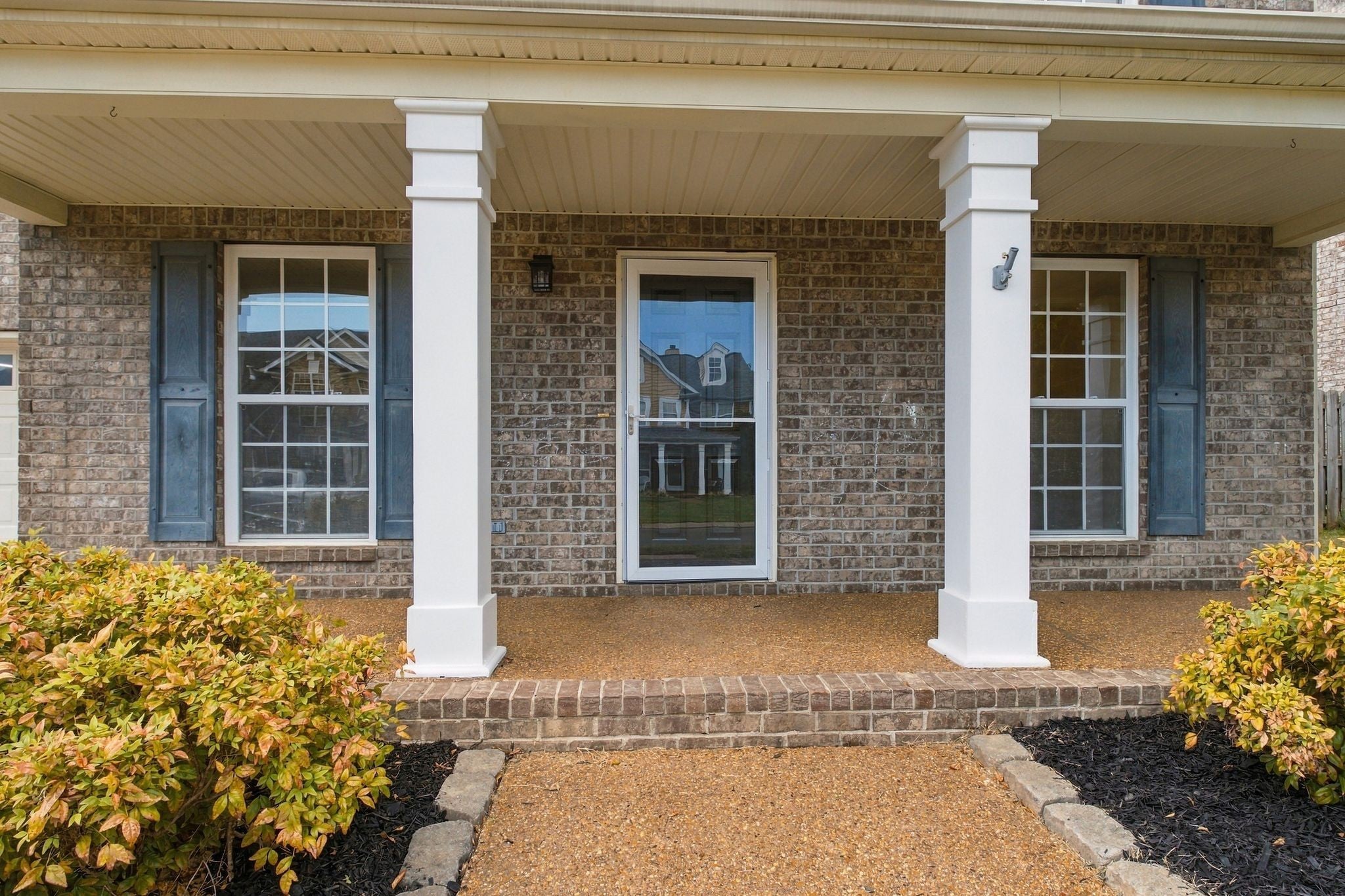 1006 Tanyard Springs Dr