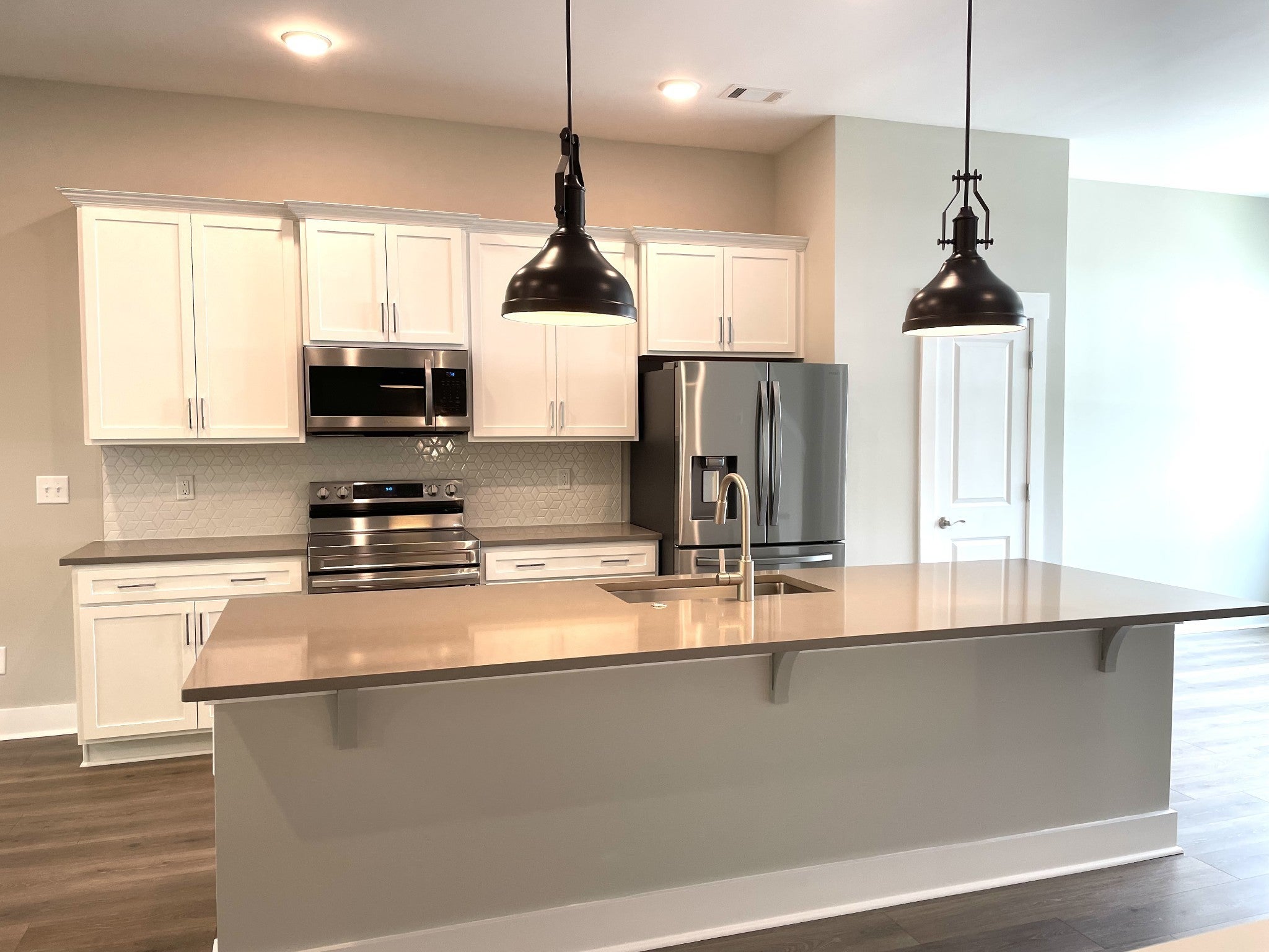 3.0-bed rental at 224 Stonecrest Cir