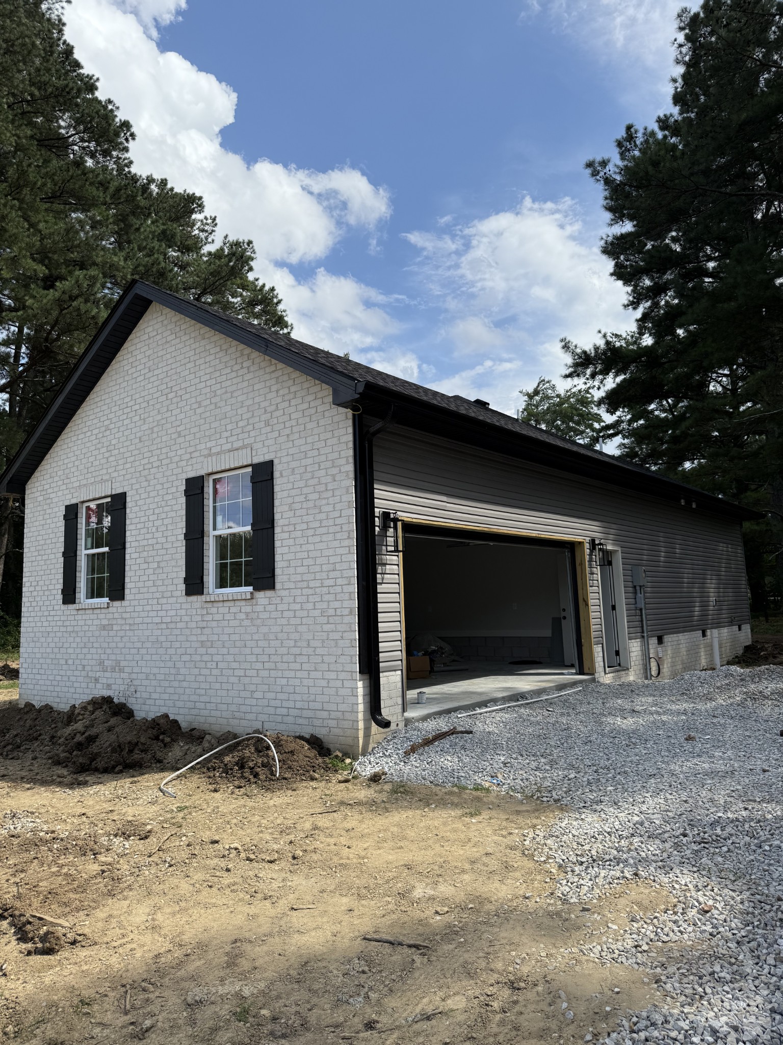105 Old Shelbyville Hwy