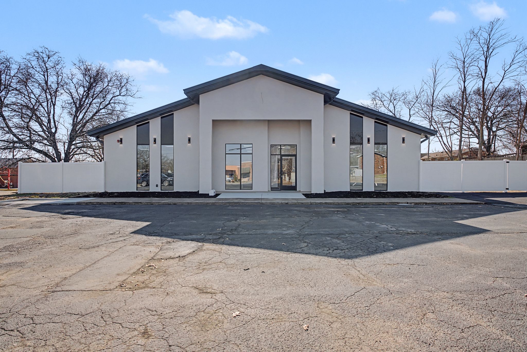 Photo 1 of 63 — 207 Iris Dr, Hendersonville, TN 37075