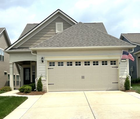 1727 Humphreys Gln Spring Hill TN 37174