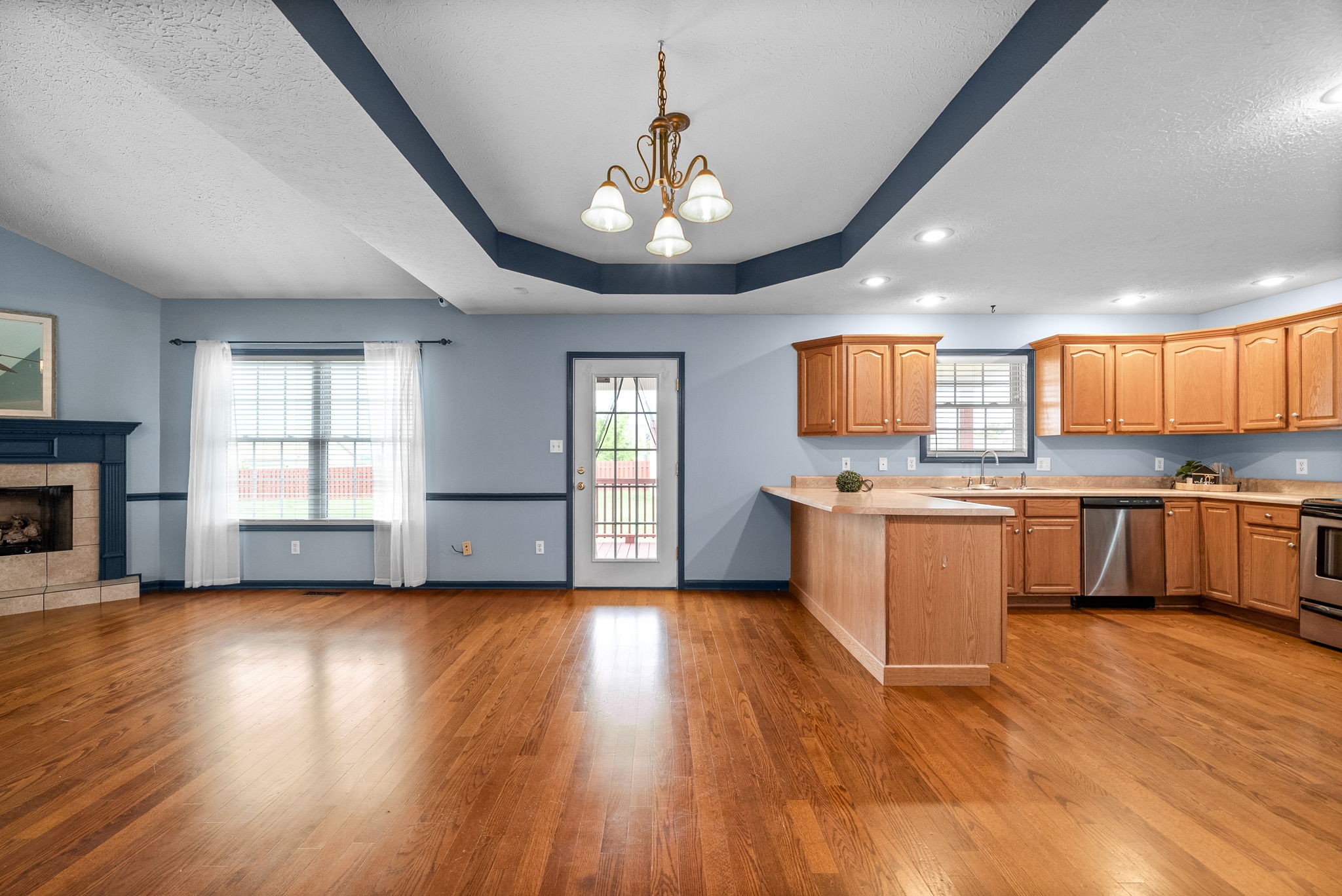 Hopkinsville, Kentucky 42240, United States, 3 Bedrooms Bedrooms, ,2 BathroomsBathrooms,Residential,Active,130374