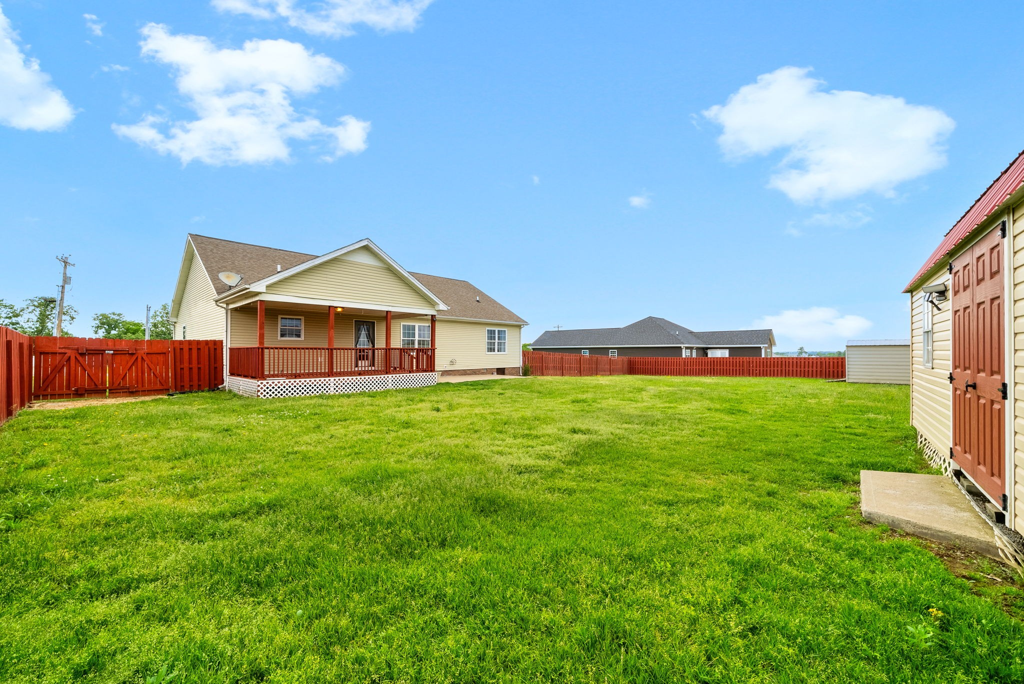 Hopkinsville, Kentucky 42240, United States, 3 Bedrooms Bedrooms, ,2 BathroomsBathrooms,Residential,Active,130374