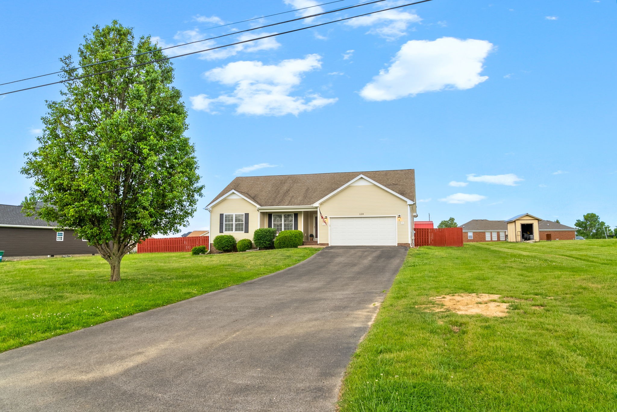 Hopkinsville, Kentucky 42240, United States, 3 Bedrooms Bedrooms, ,2 BathroomsBathrooms,Residential,Active,130374