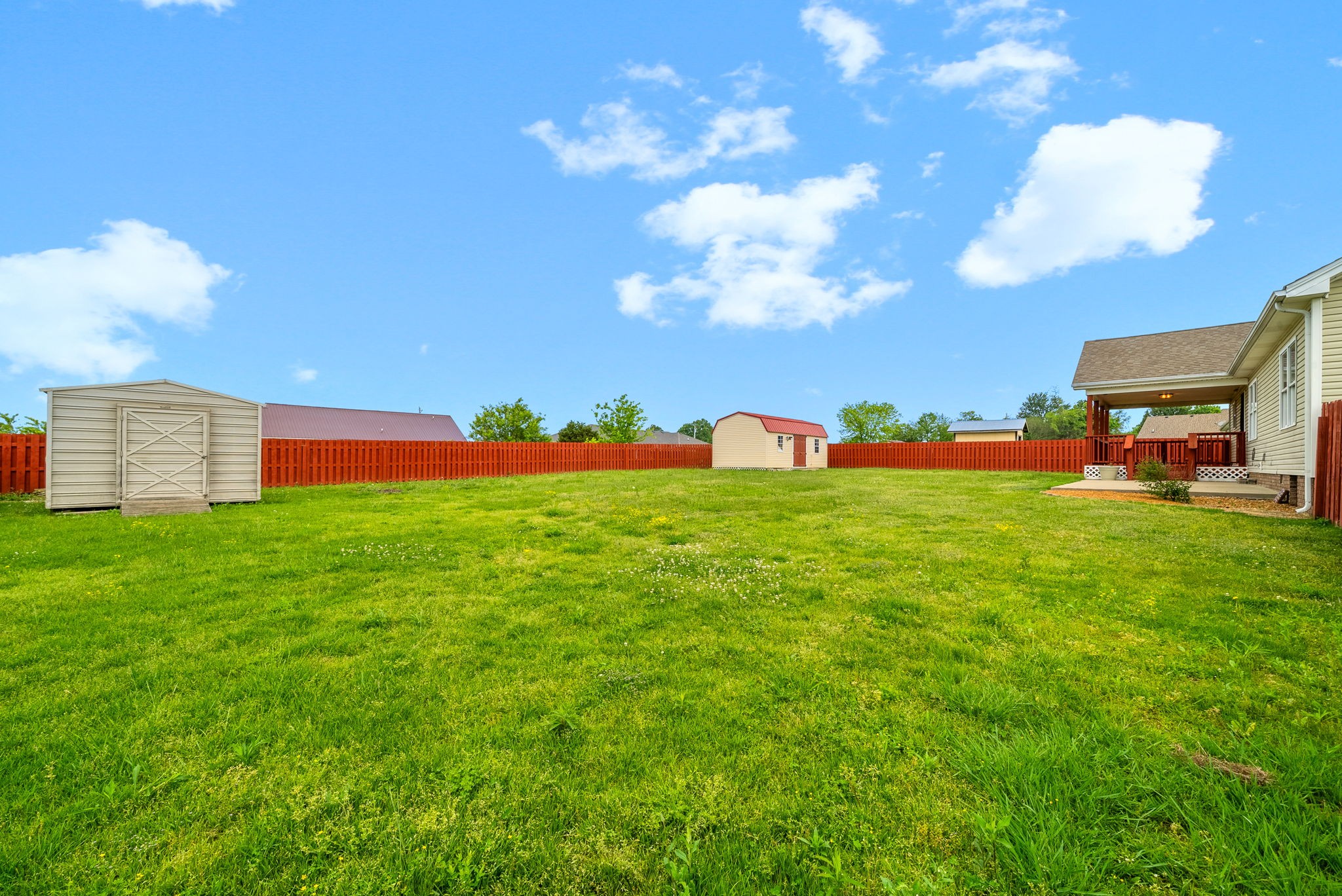 Hopkinsville, Kentucky 42240, United States, 3 Bedrooms Bedrooms, ,2 BathroomsBathrooms,Residential,Active,130374