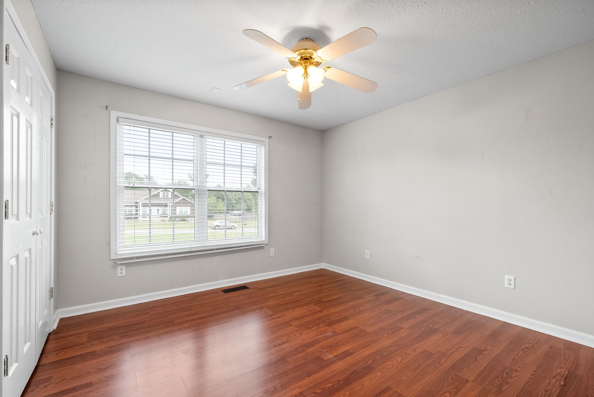 Hopkinsville, Kentucky 42240, United States, 3 Bedrooms Bedrooms, ,2 BathroomsBathrooms,Residential,Active,130374