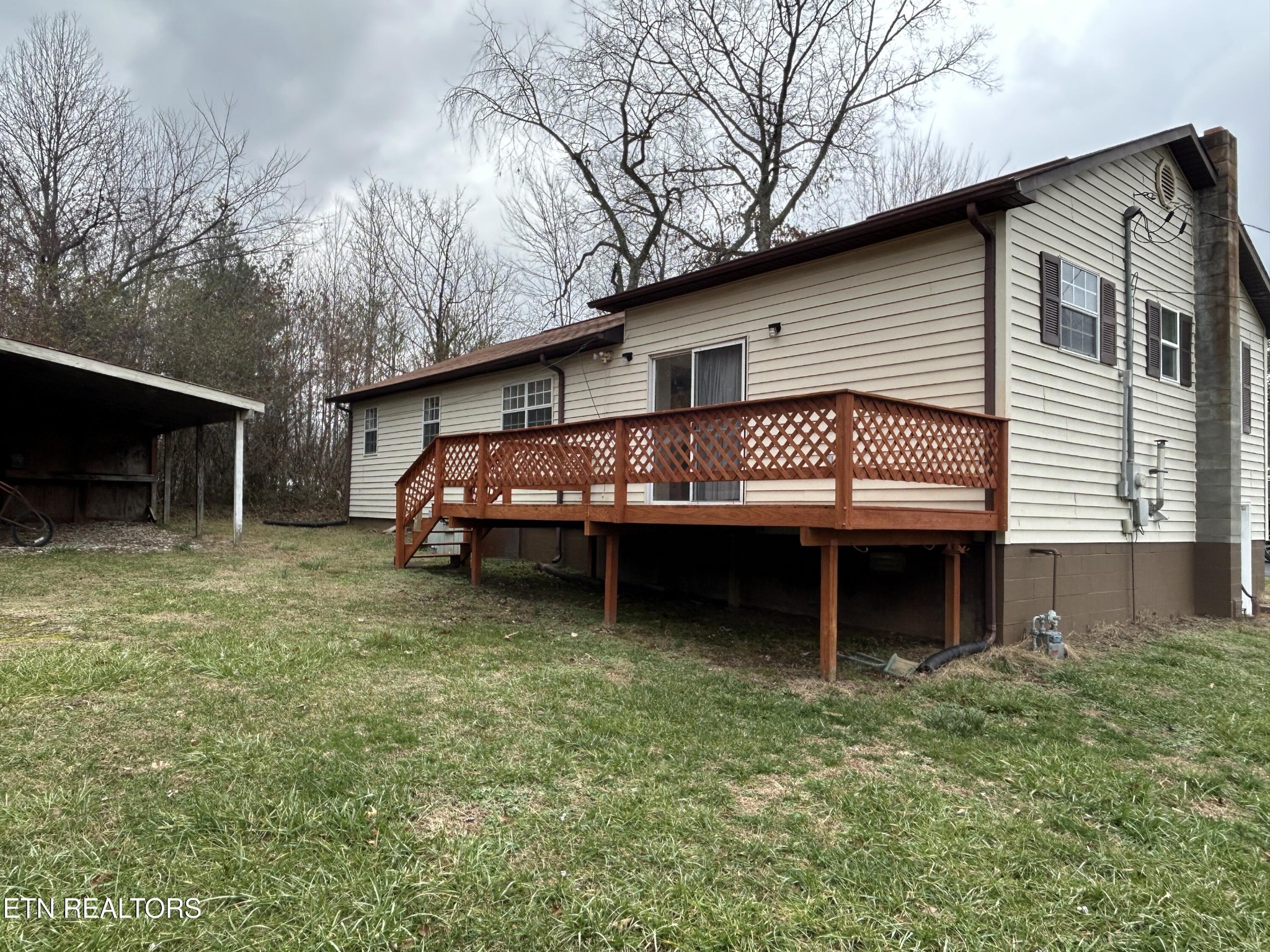 219 N Crabtree St
