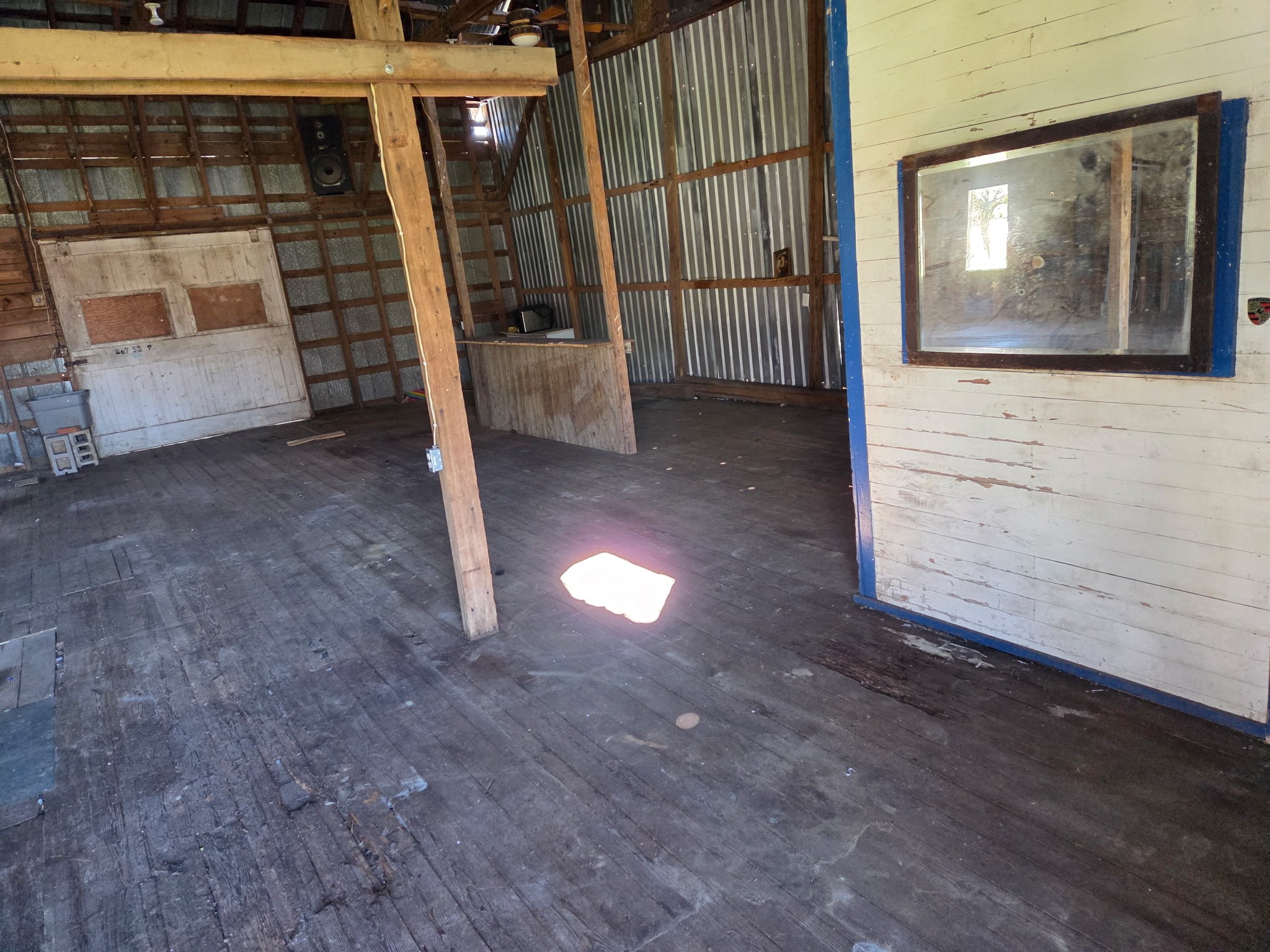 108 Hinkle Hill St E