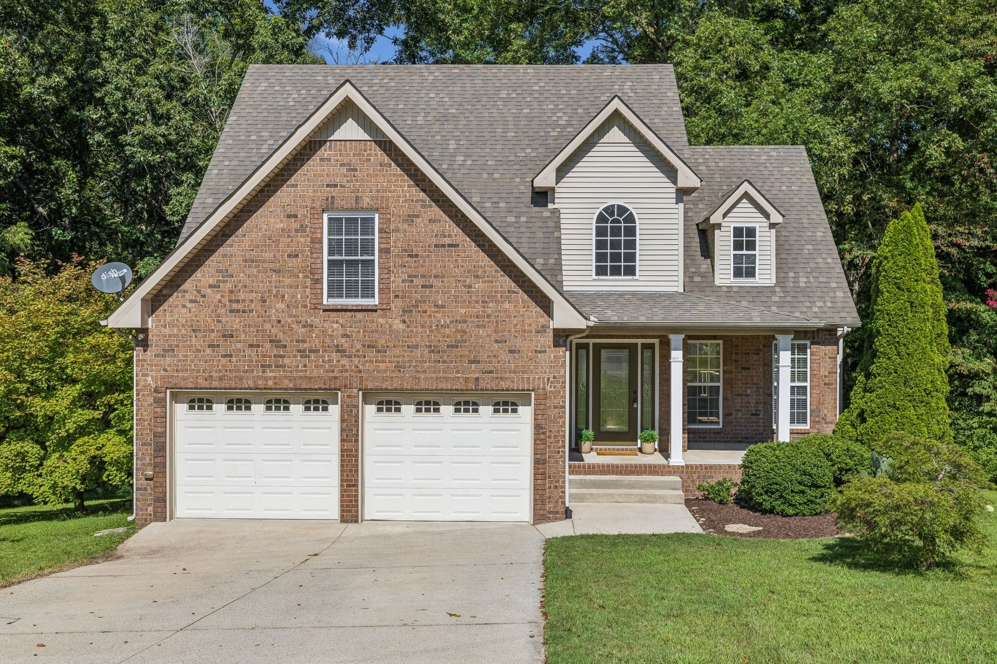 6010 Woodview Ct
