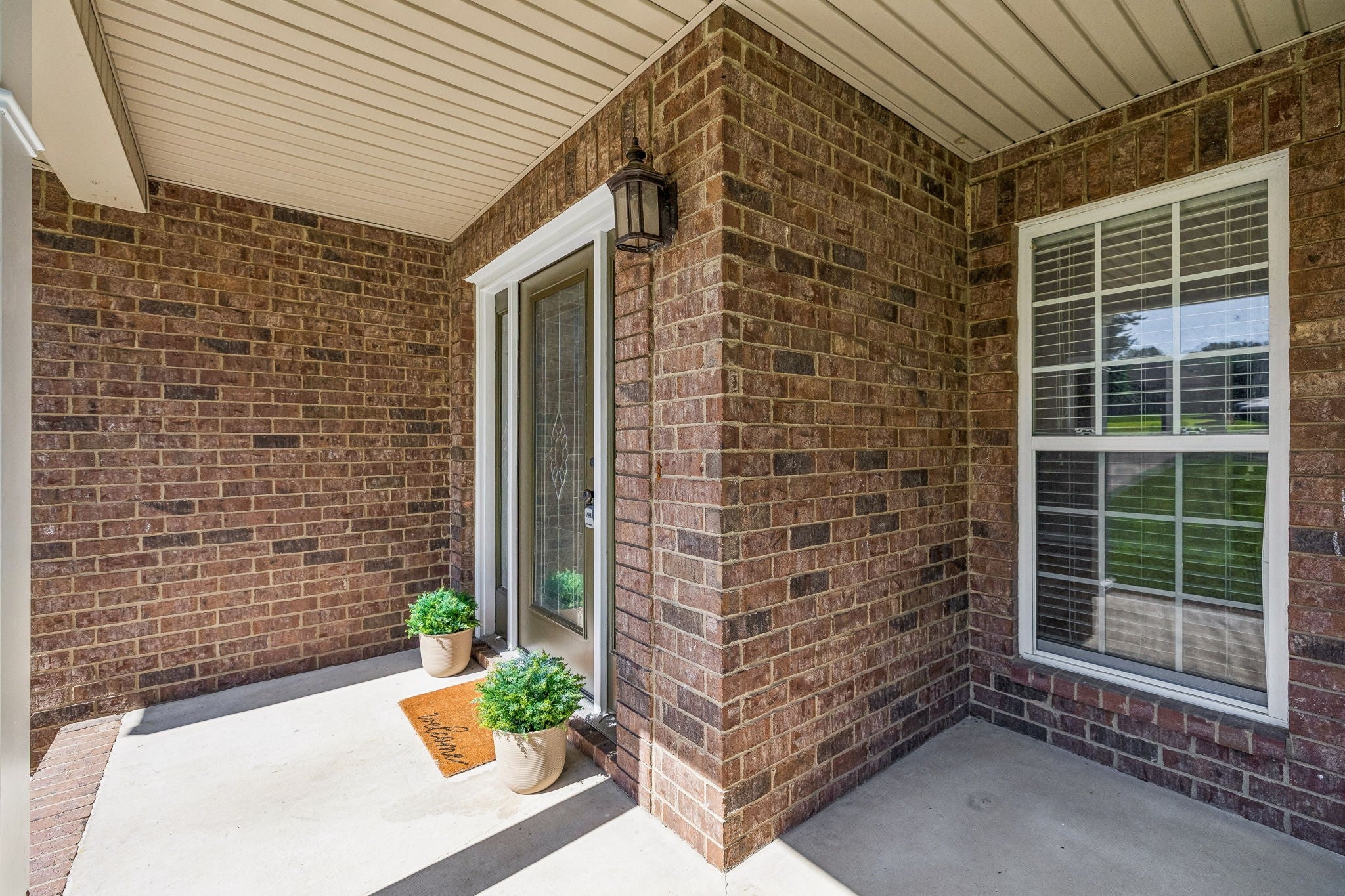 6010 Woodview Ct