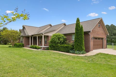 101 Cole Cir Lawrenceburg TN 38464