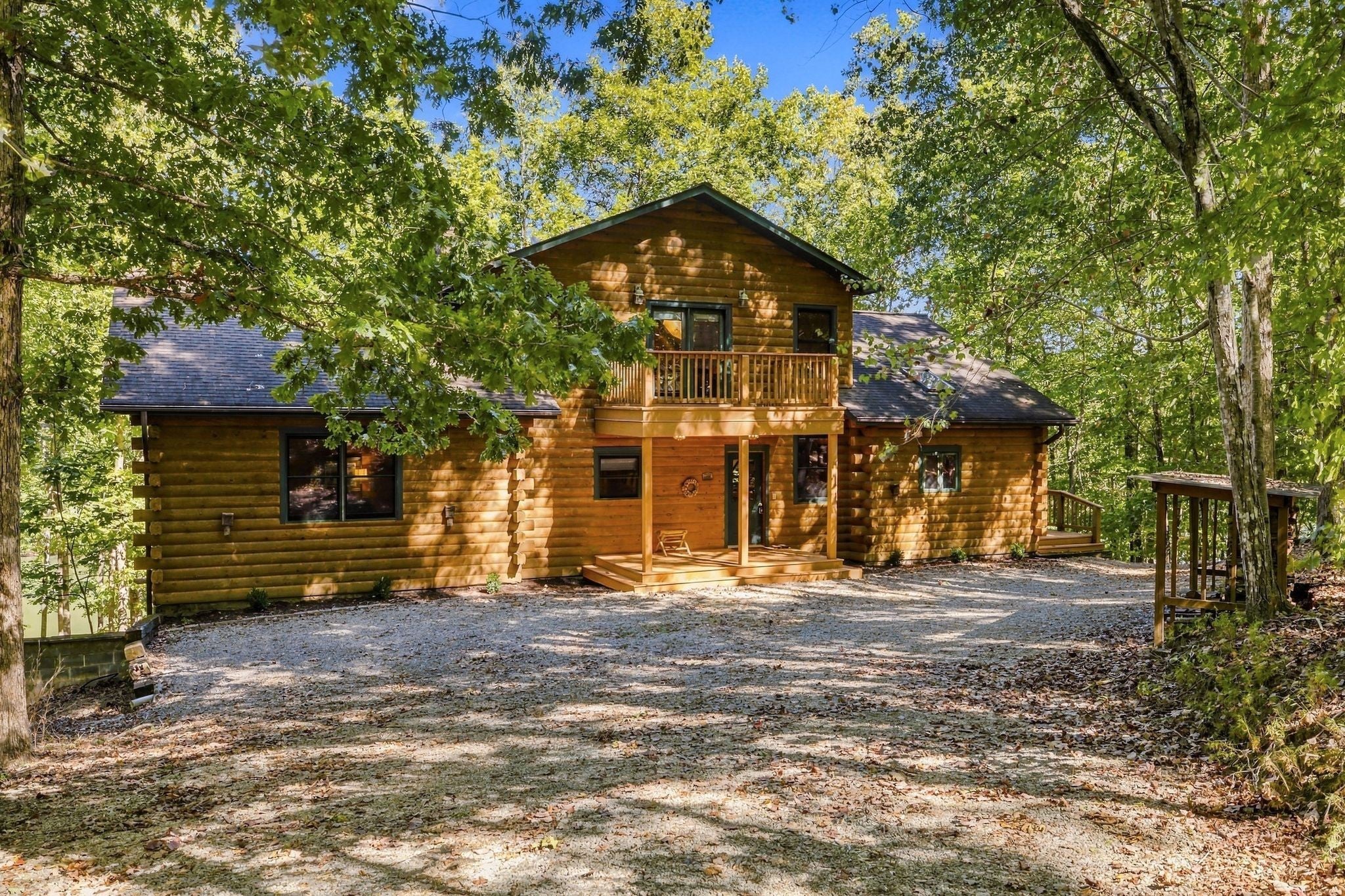 2126 Westlake Dr