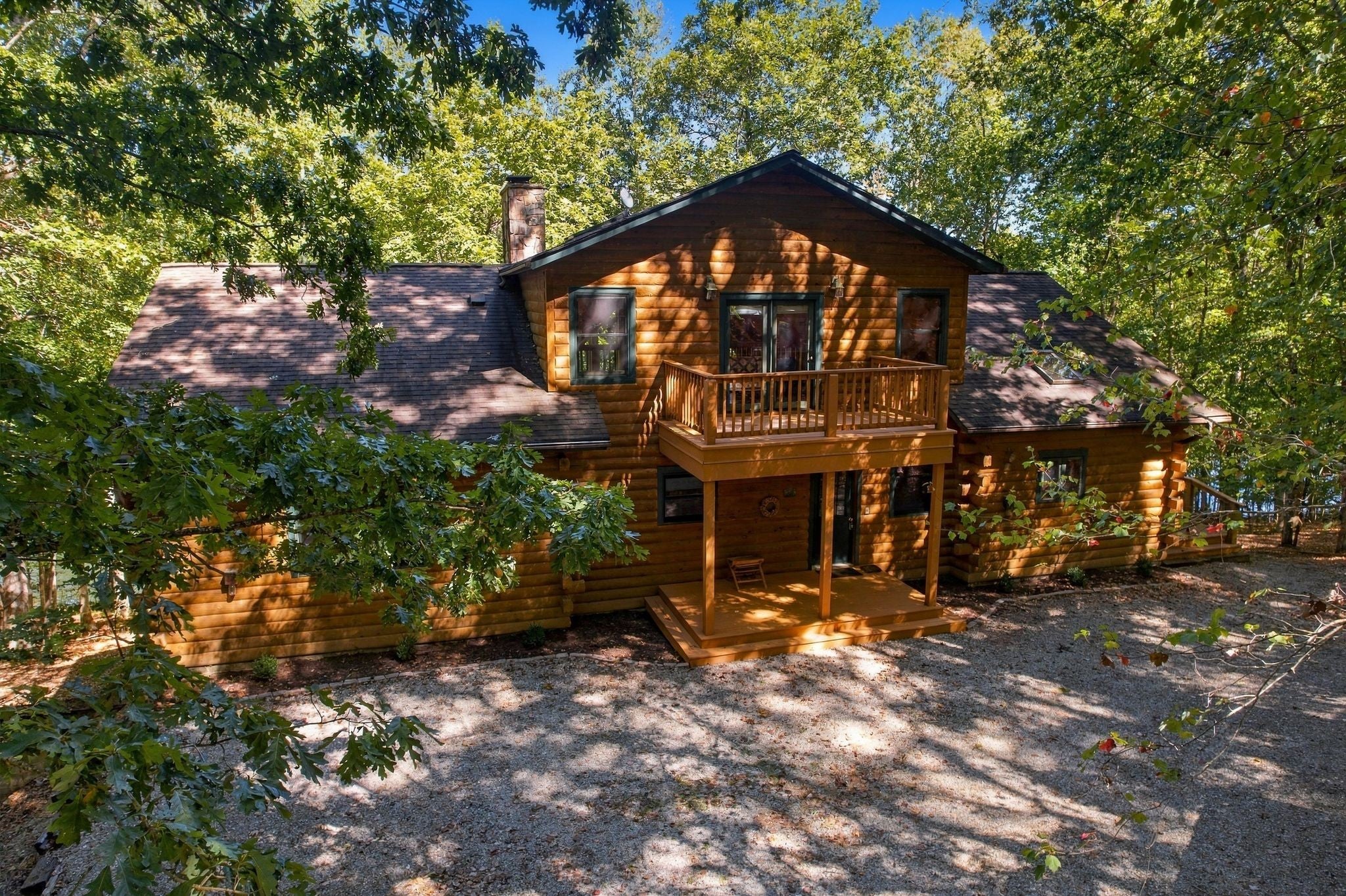 2126 Westlake Dr