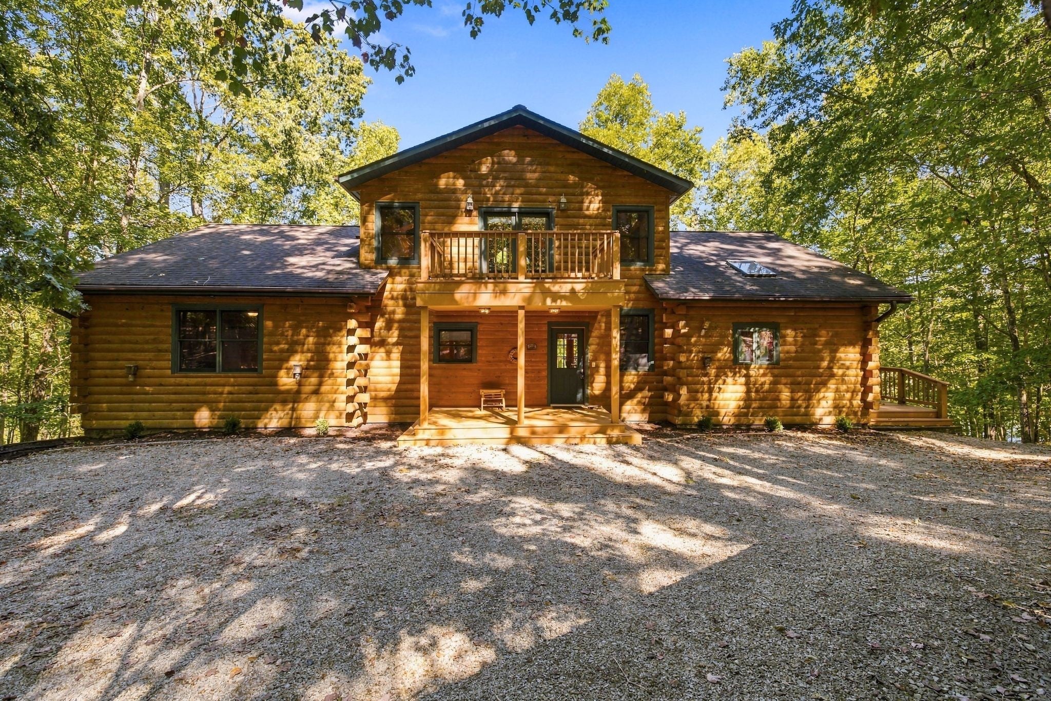 2126 Westlake Dr