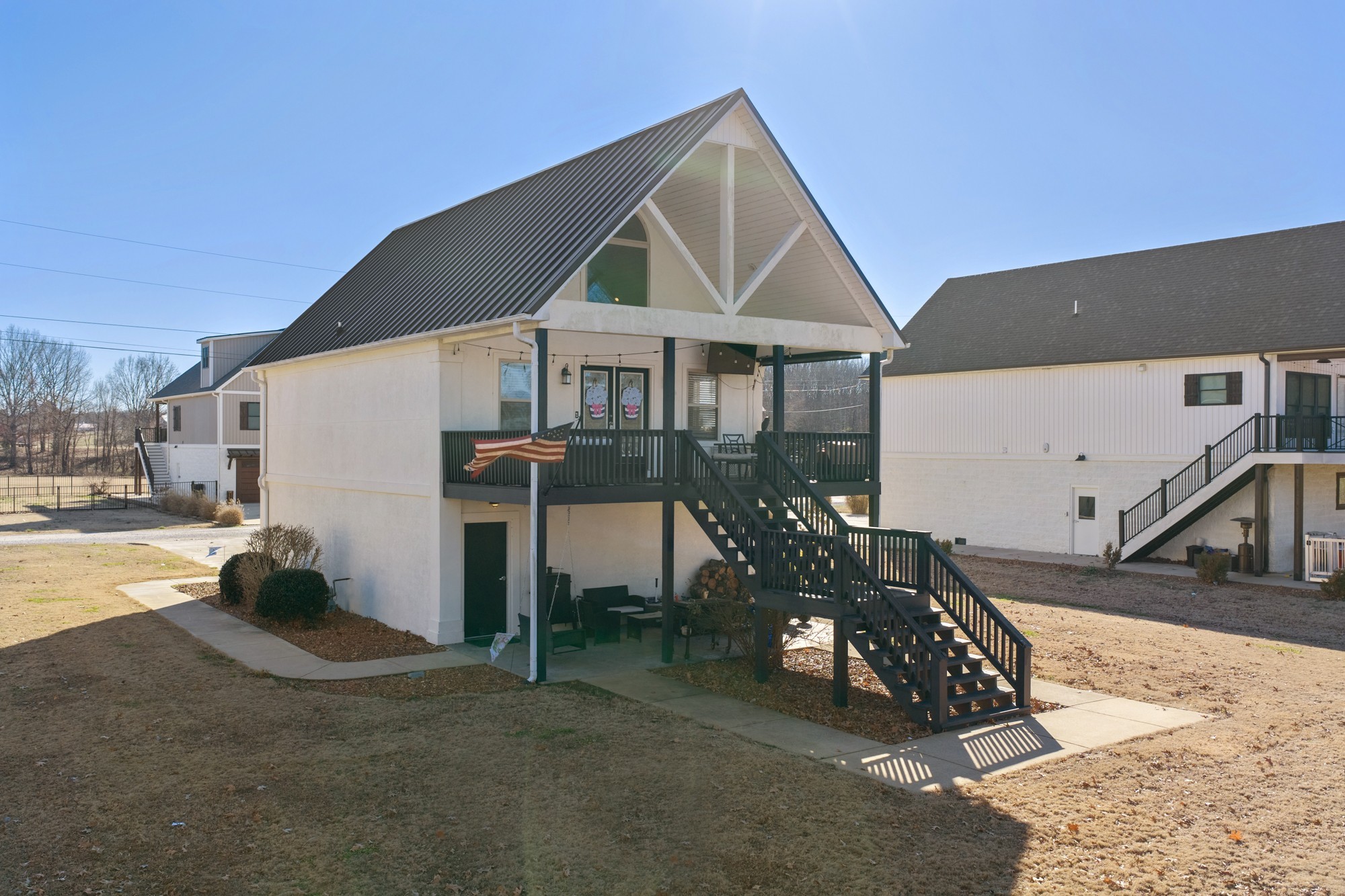 222 Fairway Villa Ln