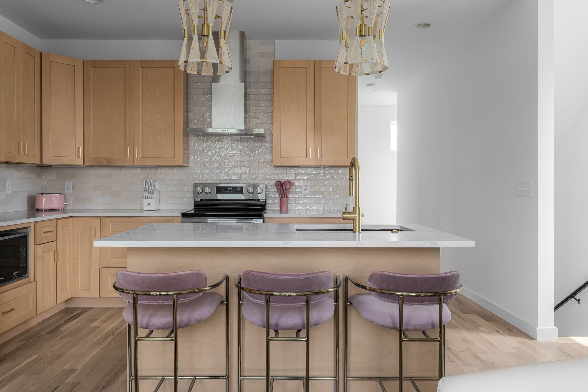 2000 S Hamilton Rd 15