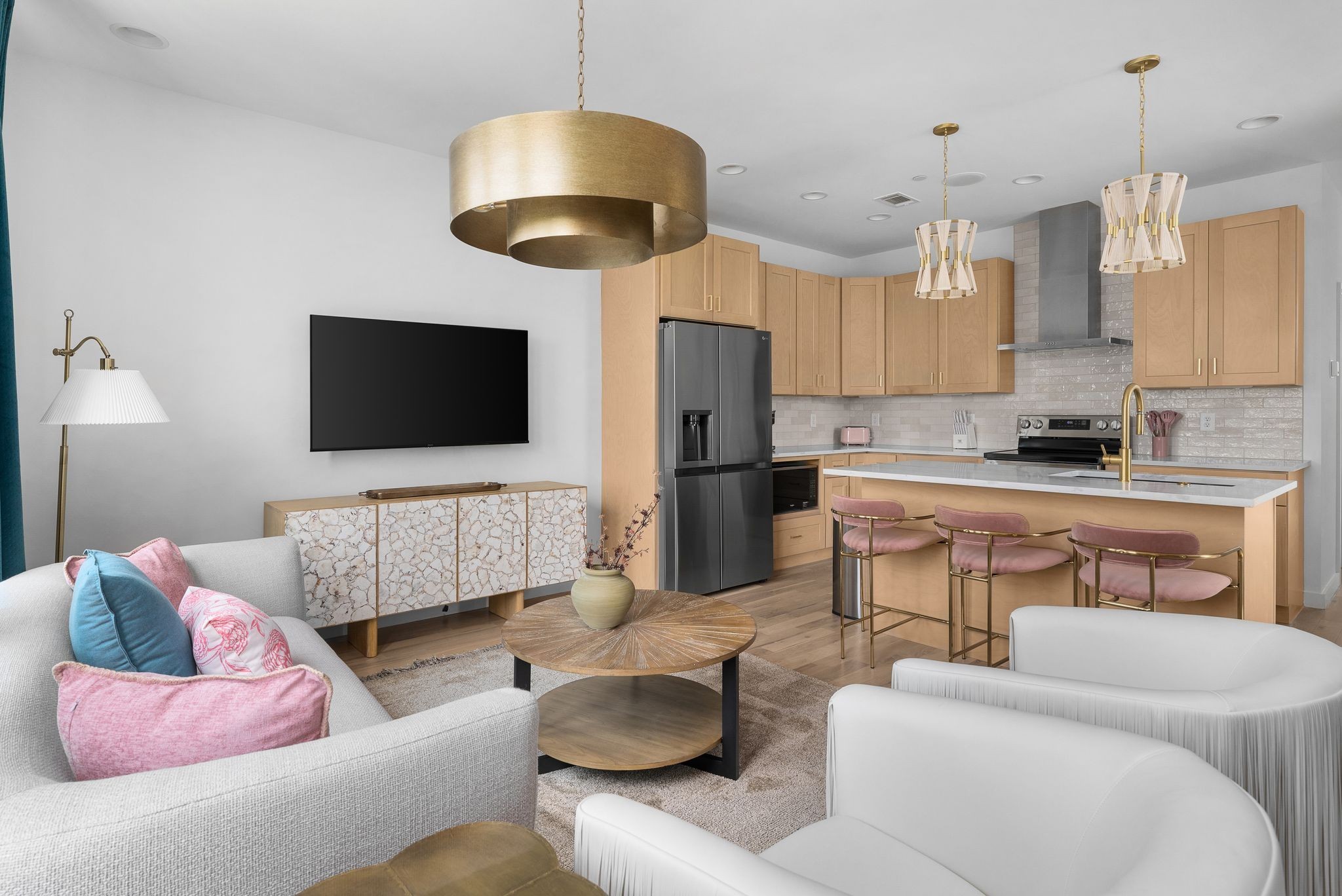 2000 S Hamilton Rd 15