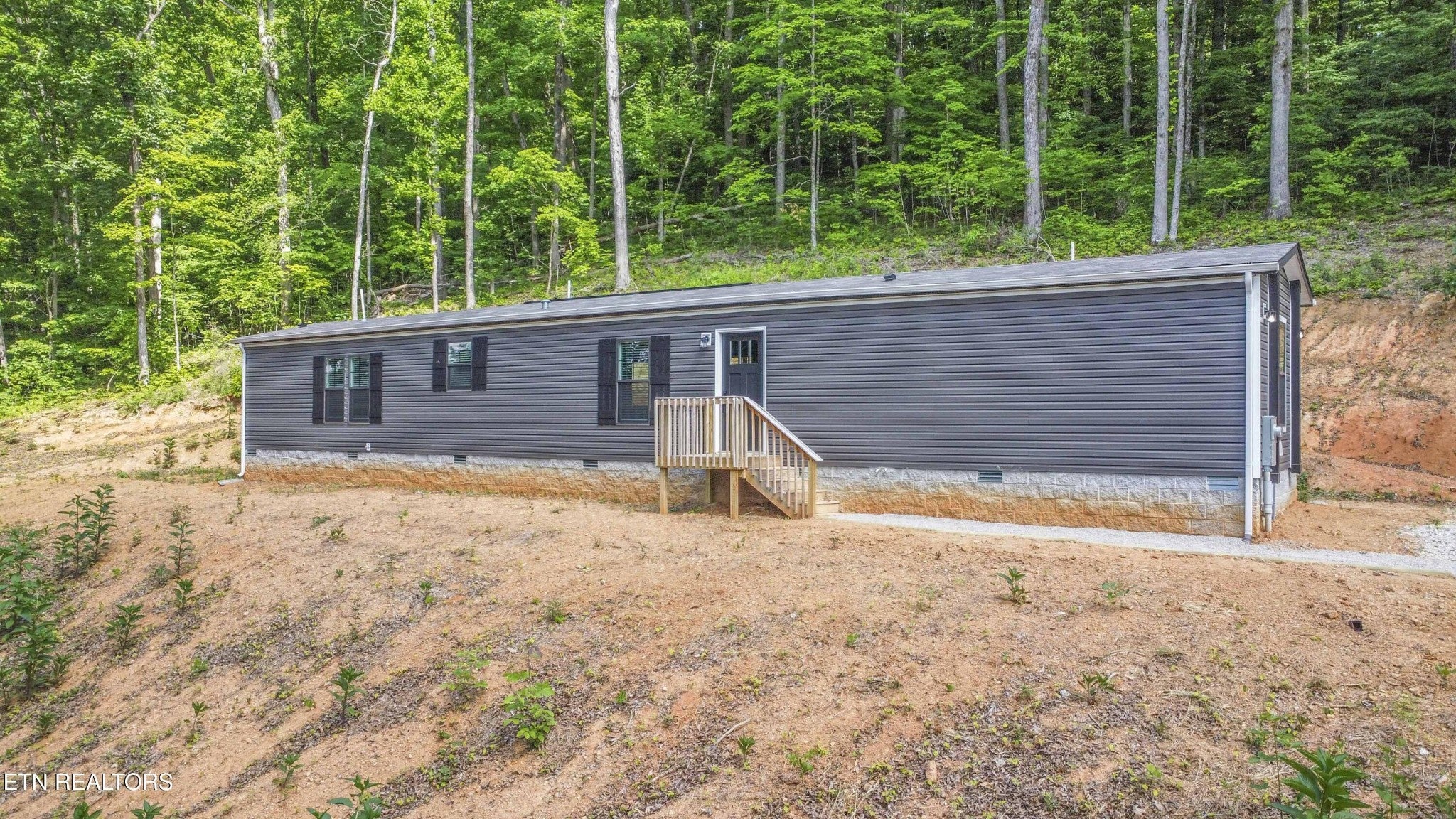237 Johnson Valley Rd
