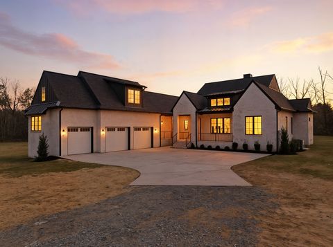 116 Bradley Ln Cottontown TN 37048