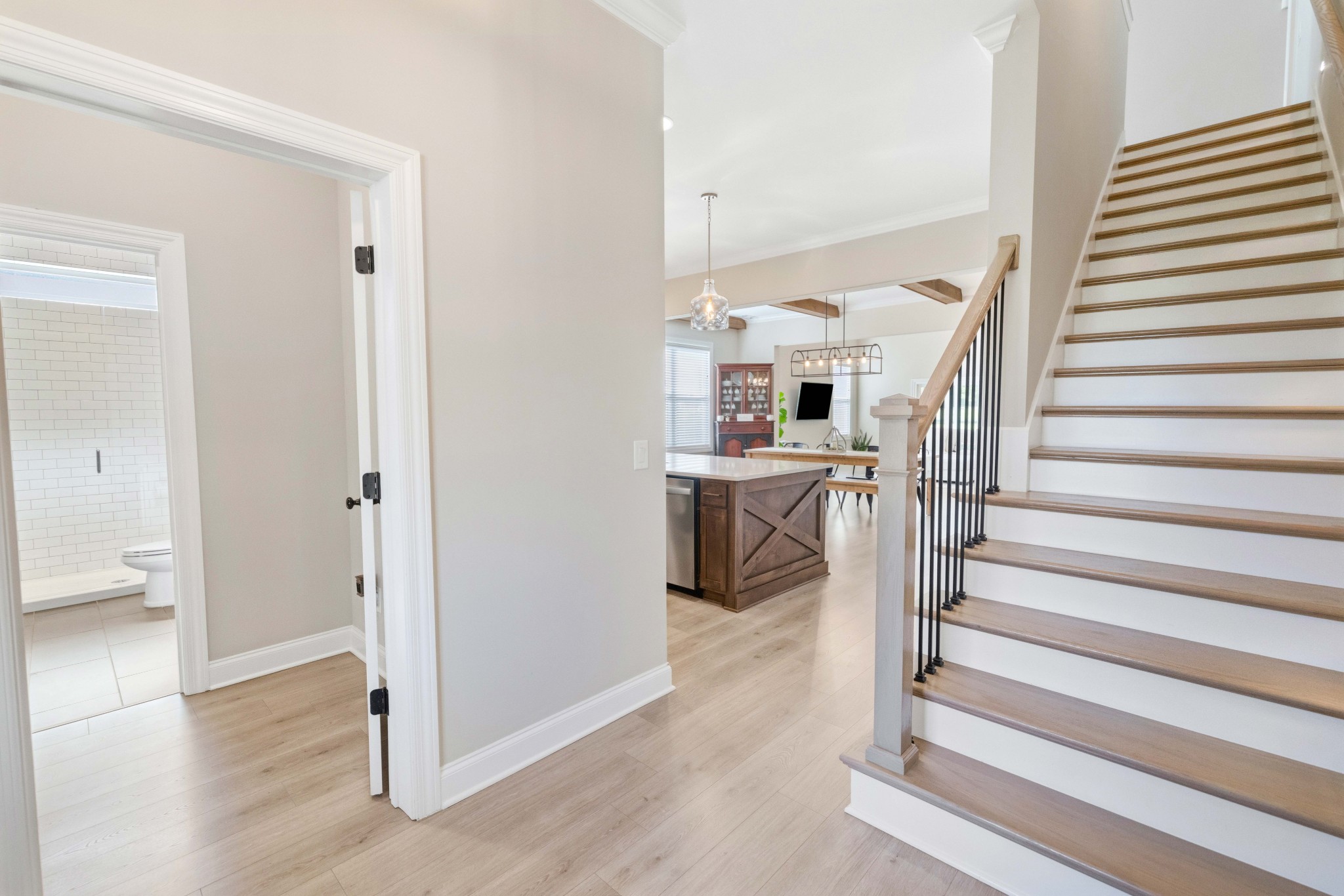 4925 Elmview Ct