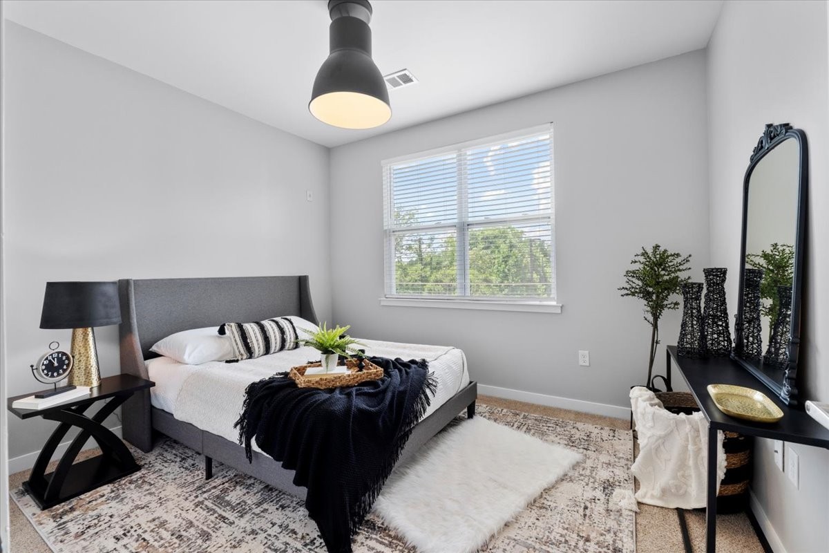 1122 Litton Ave 217